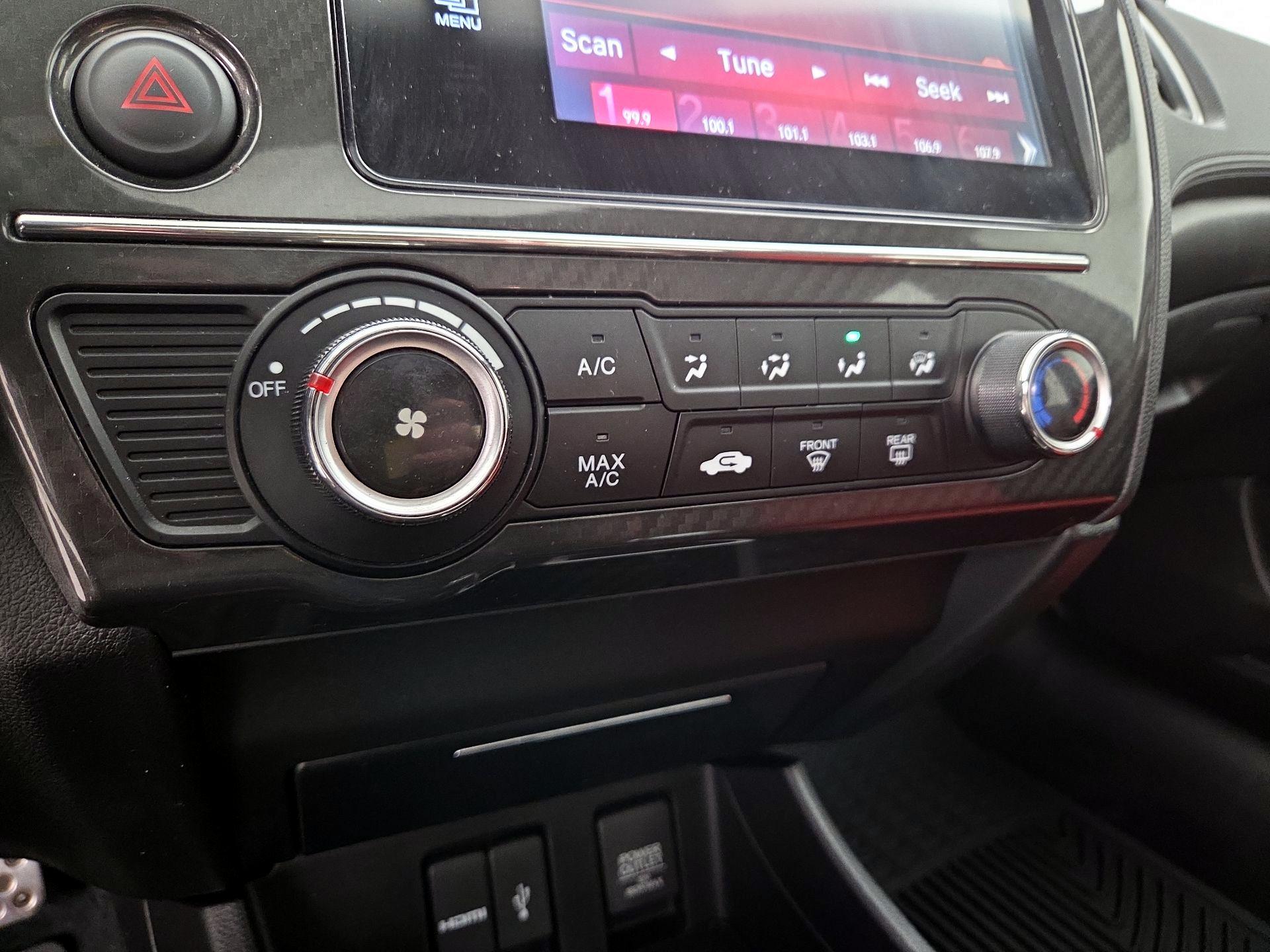 Thumbnail: 2015 Honda Civic - 16