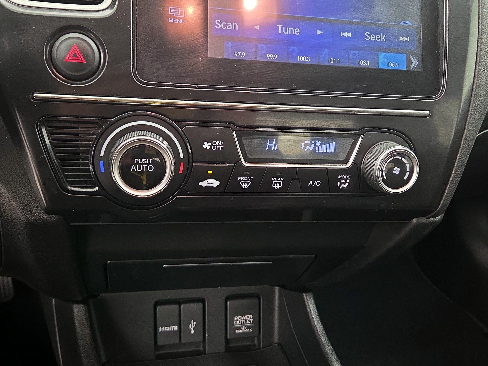 Thumbnail: 2015 Honda Civic - 16