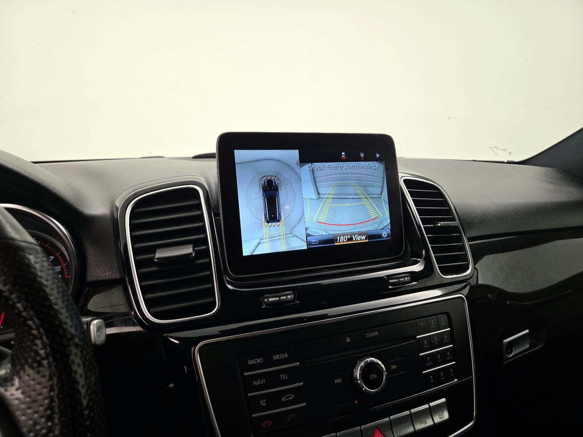 Thumbnail: 2018 Mercedes-Benz GLE - 15