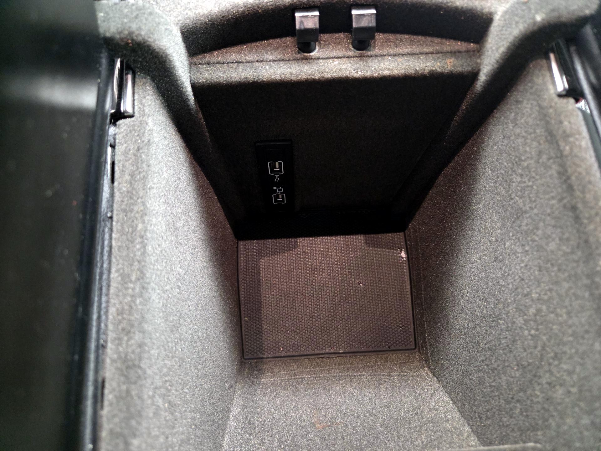 Thumbnail: 2018 Mercedes-Benz GLE - 19