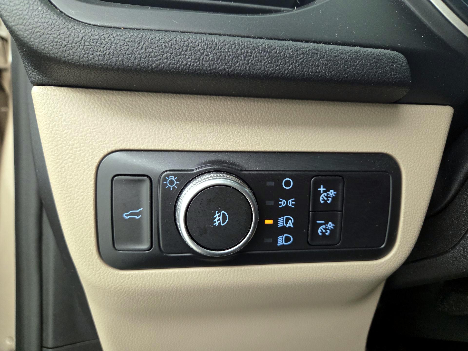 Thumbnail: 2020 Ford Escape - 13