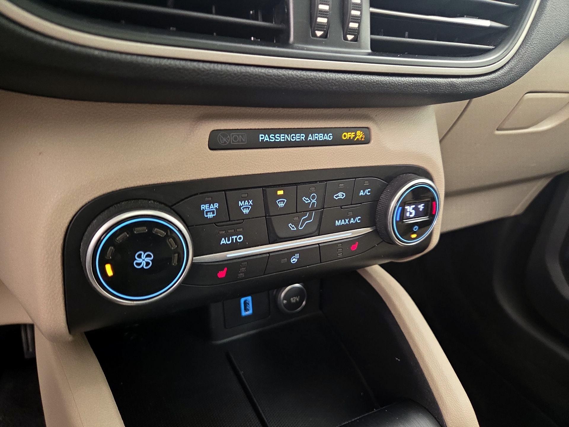 Thumbnail: 2020 Ford Escape - 17