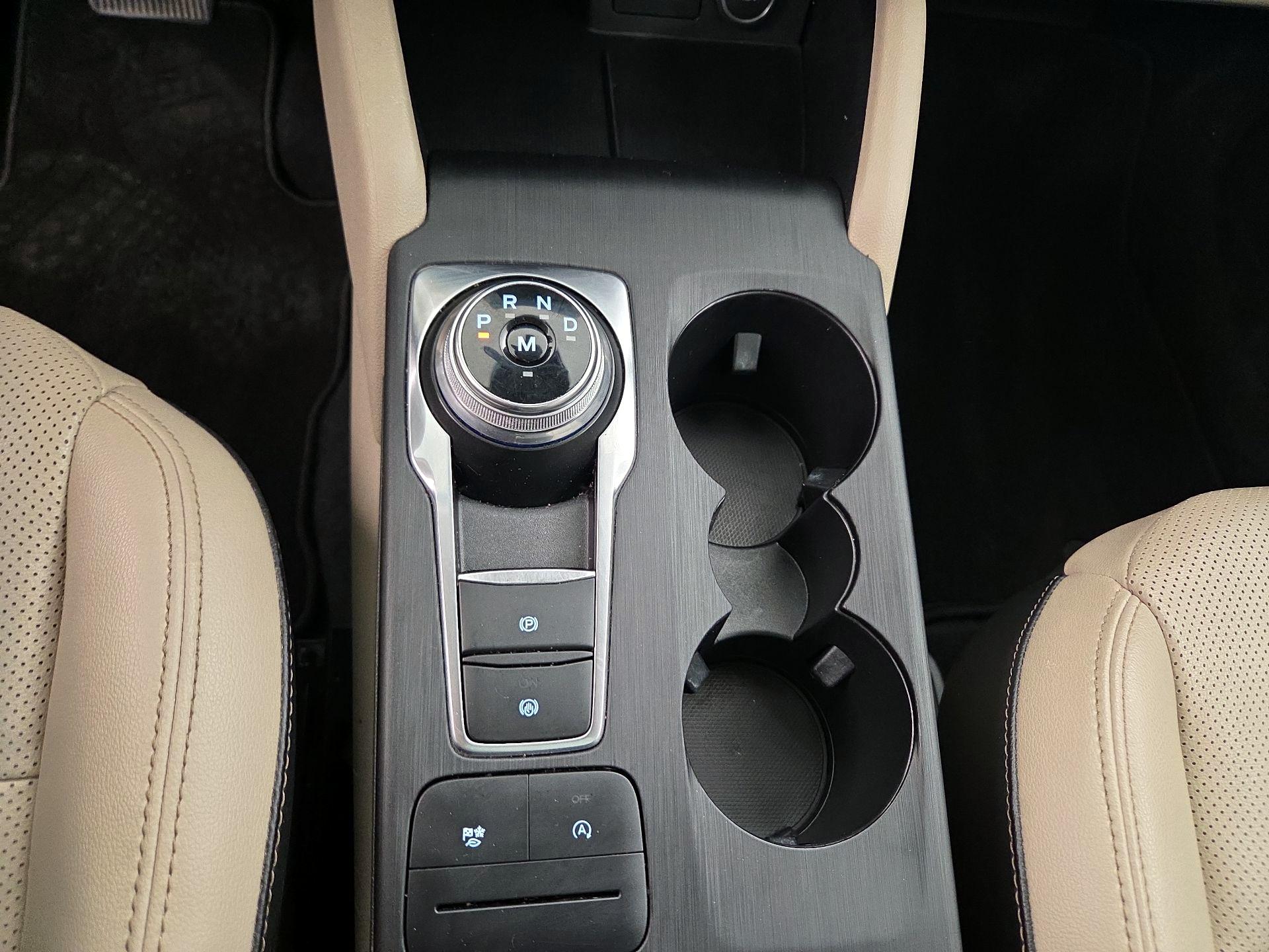 Thumbnail: 2020 Ford Escape - 18