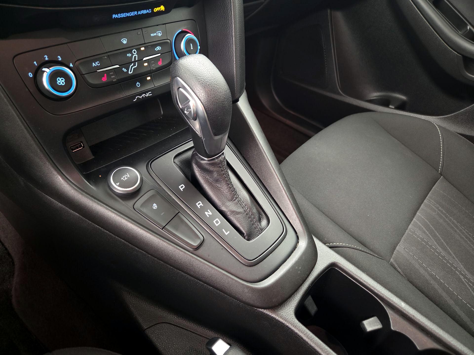 Thumbnail: 2017 Ford Focus - 17