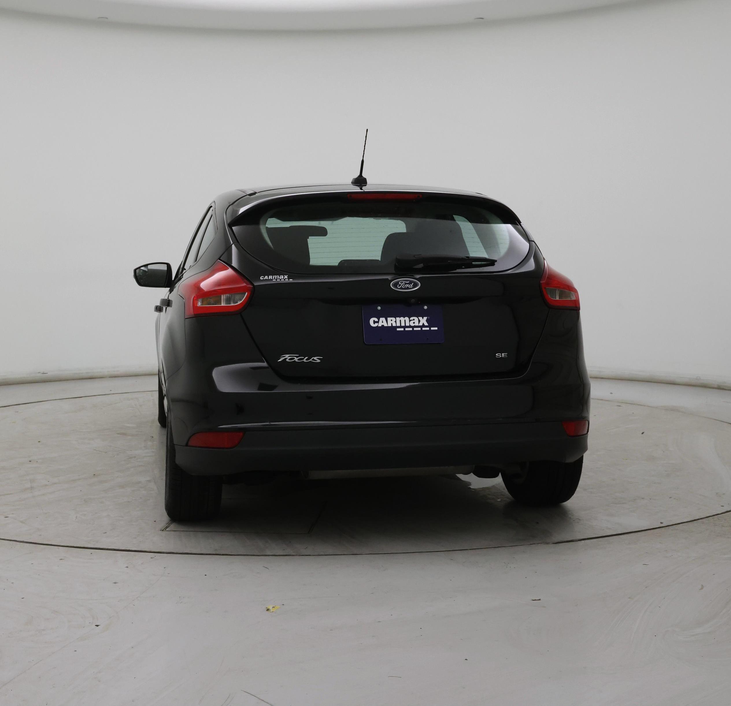 Thumbnail: 2017 Ford Focus - 6