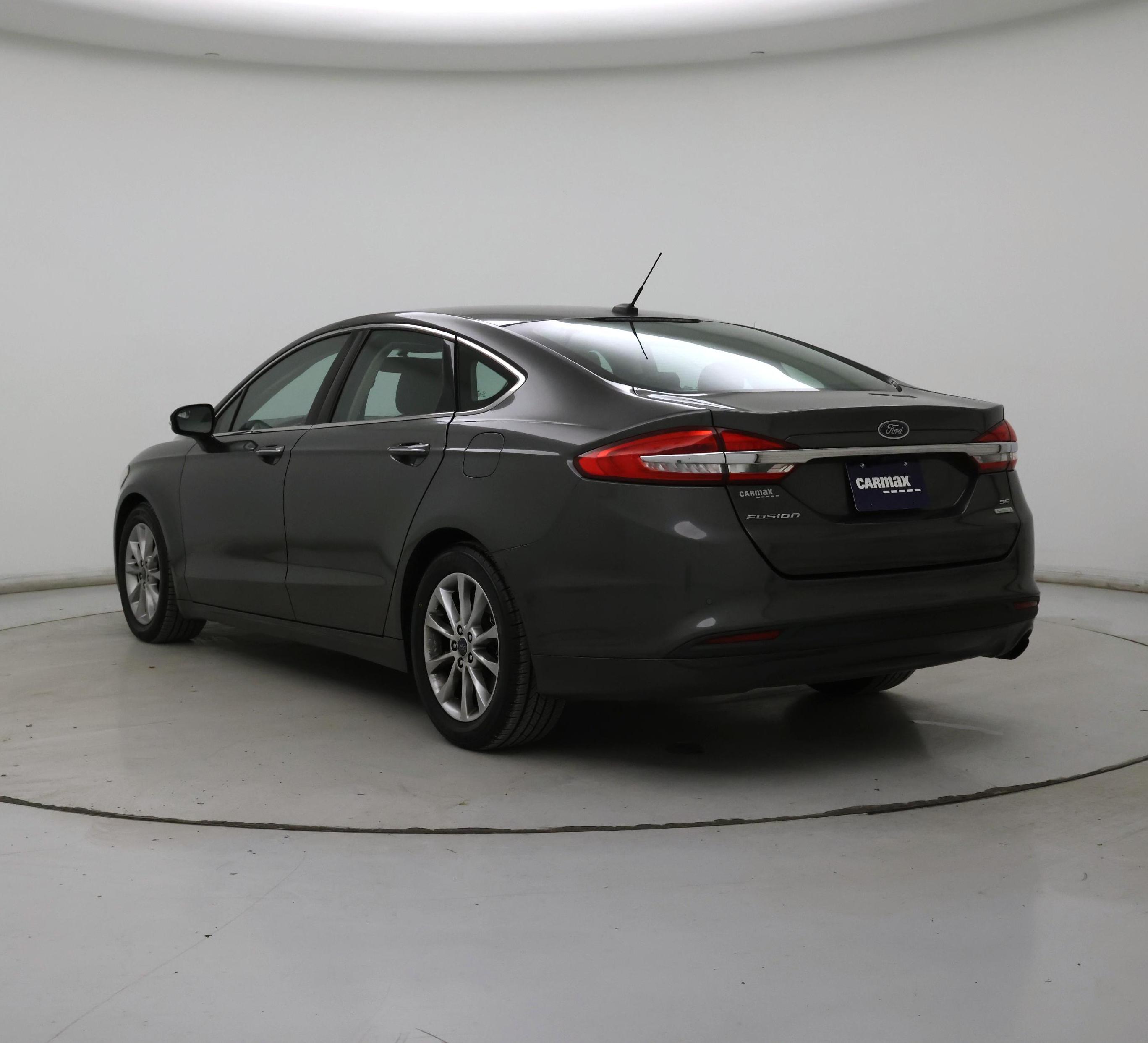 Thumbnail: 2017 Ford Fusion - 2