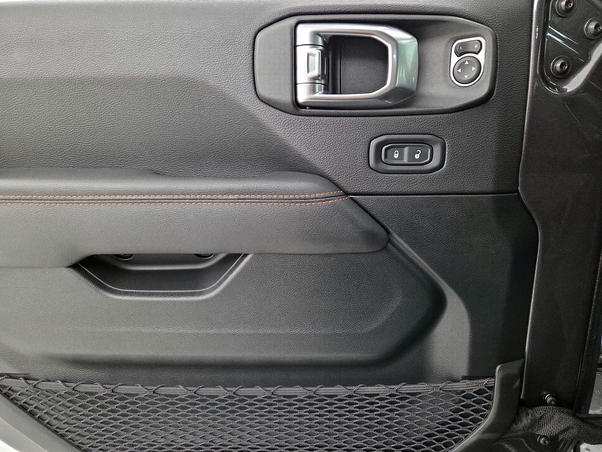 Thumbnail: 2023 Jeep Gladiator - 12