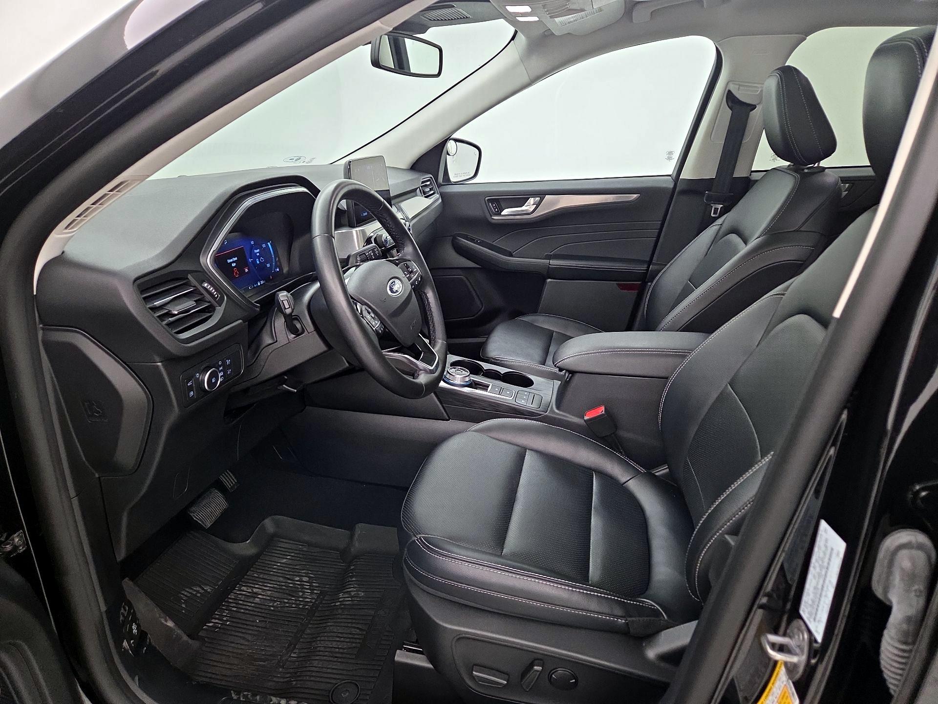 Thumbnail: 2022 Ford Escape - 11