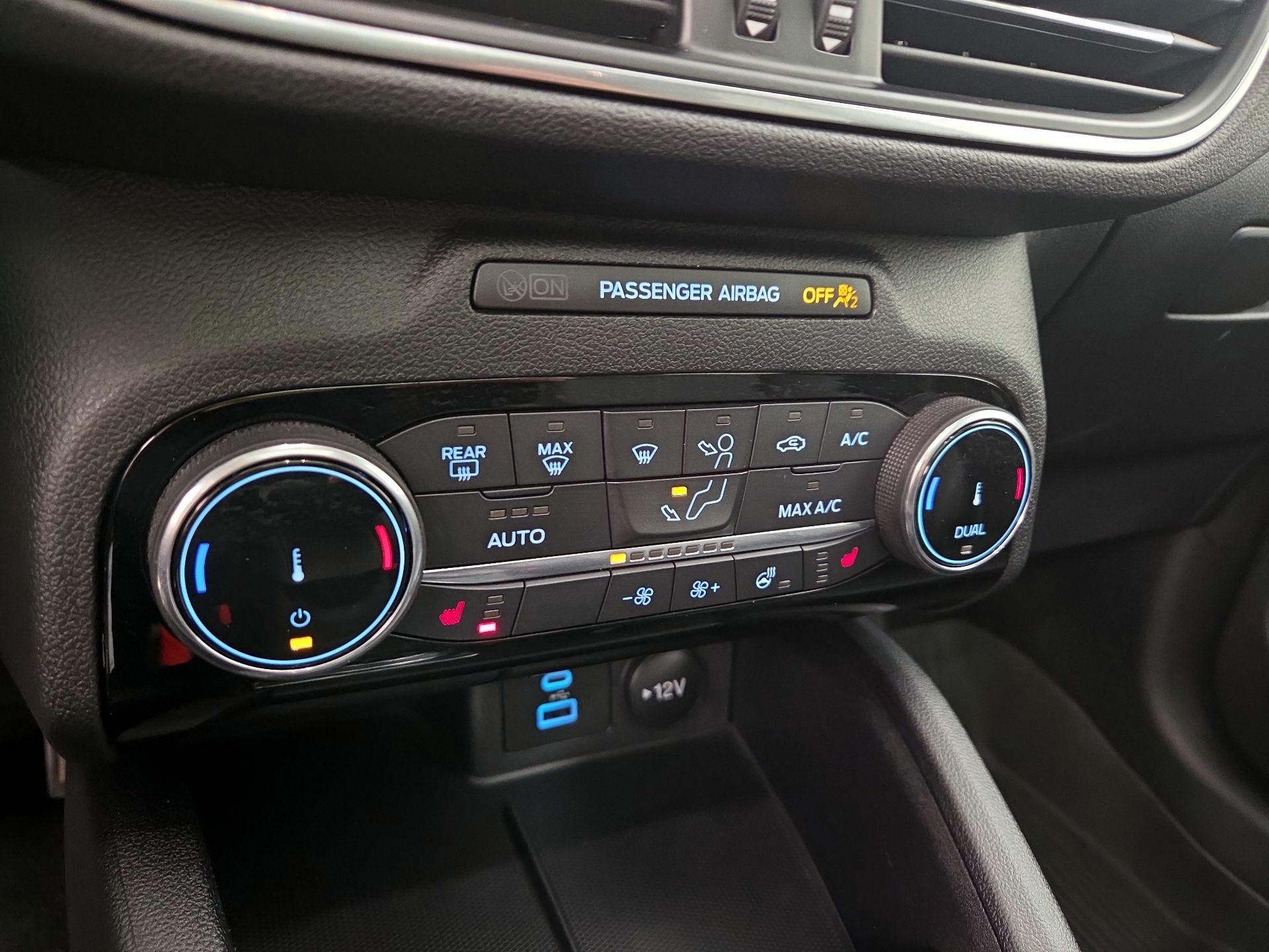 Thumbnail: 2022 Ford Escape - 17