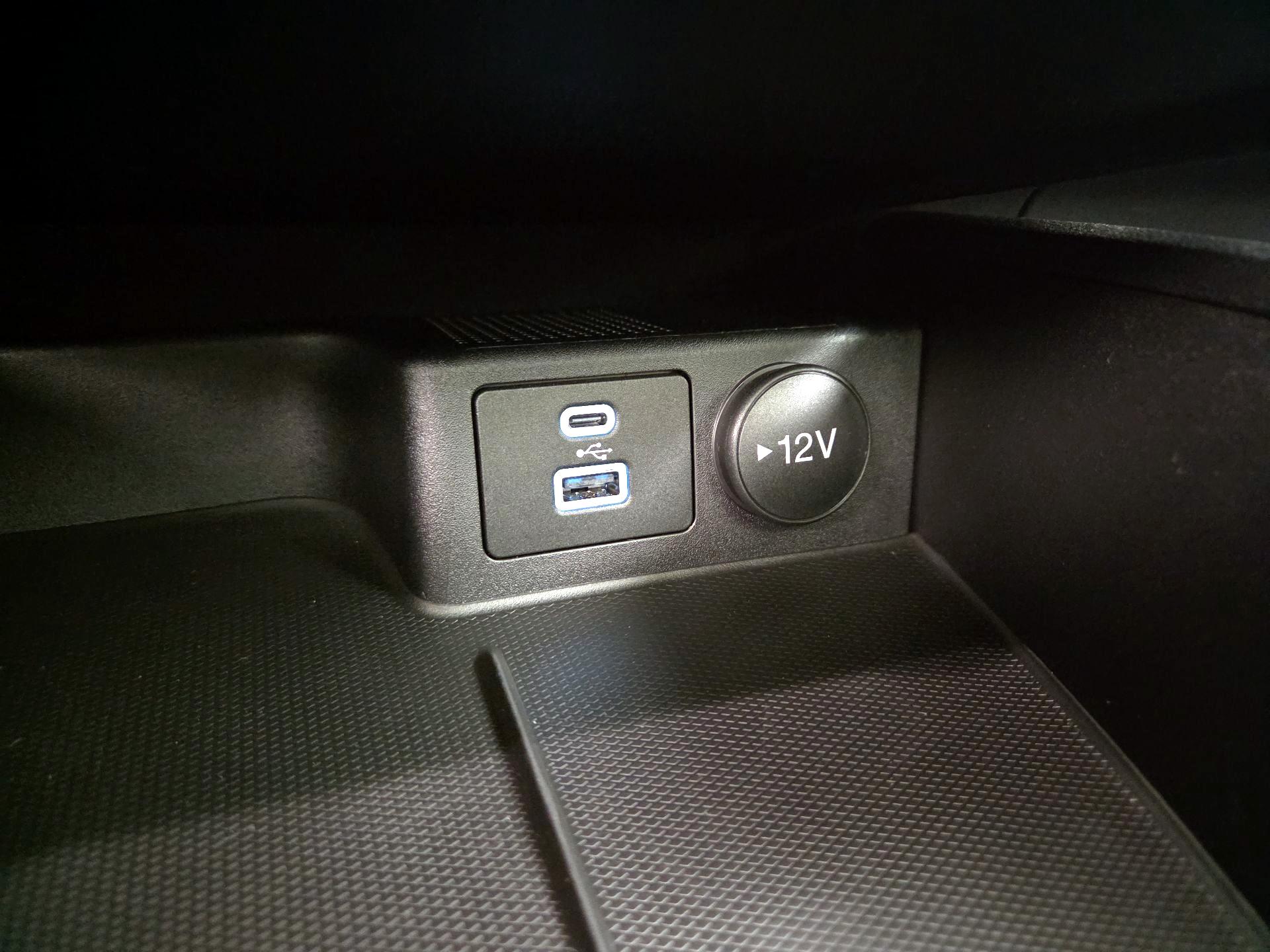 Thumbnail: 2022 Ford Escape - 19