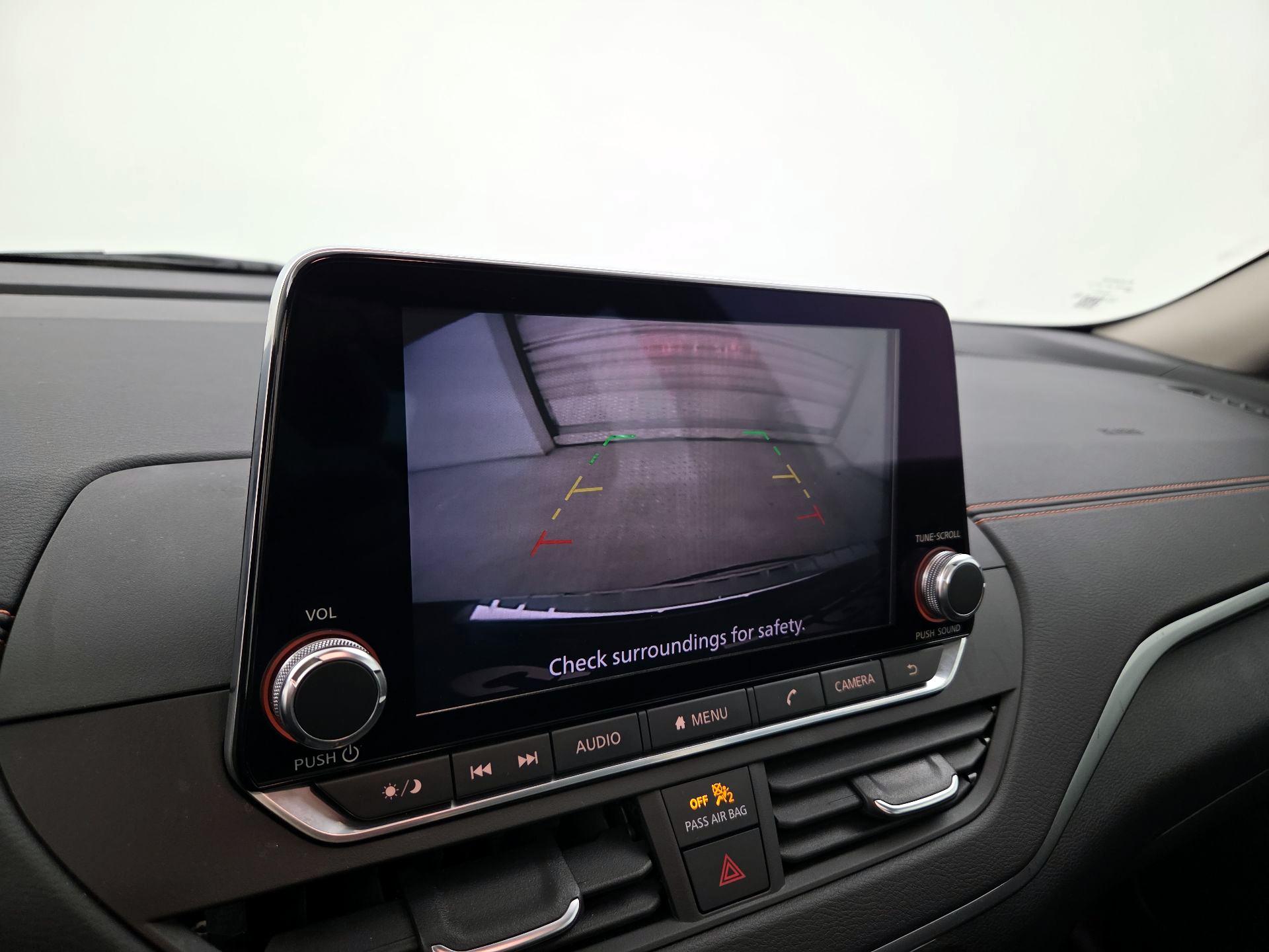 Thumbnail: 2020 Nissan Altima - 14