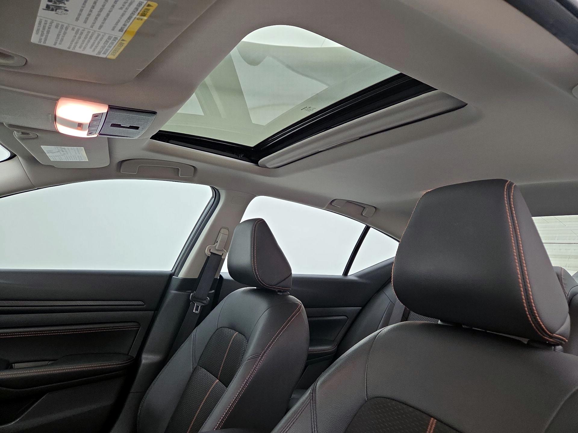 Thumbnail: 2020 Nissan Altima - 19