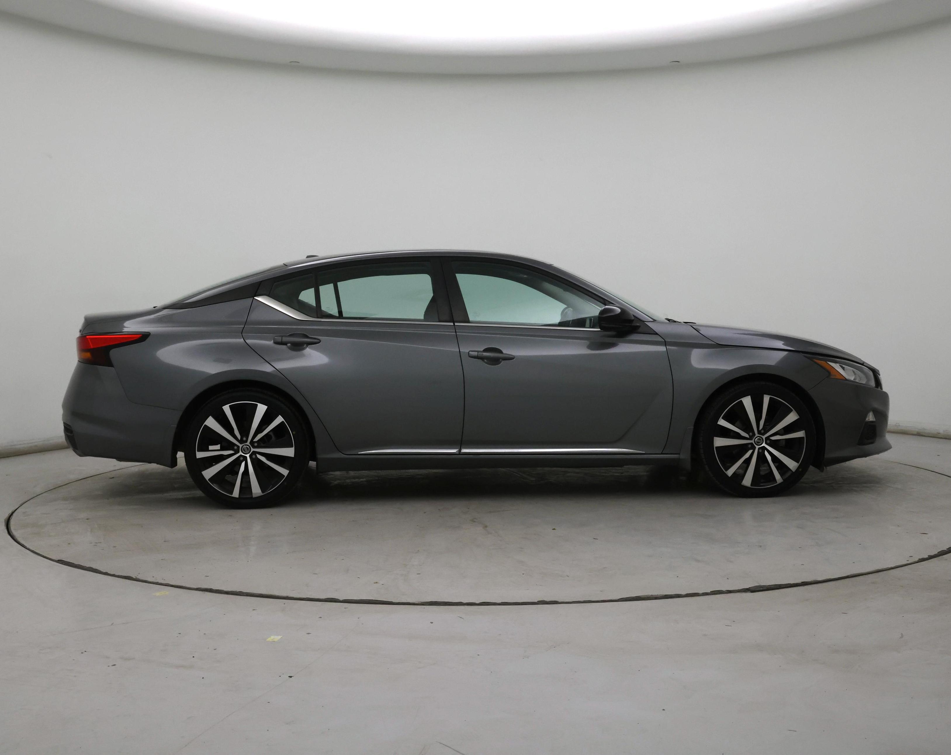 Thumbnail: 2020 Nissan Altima - 7