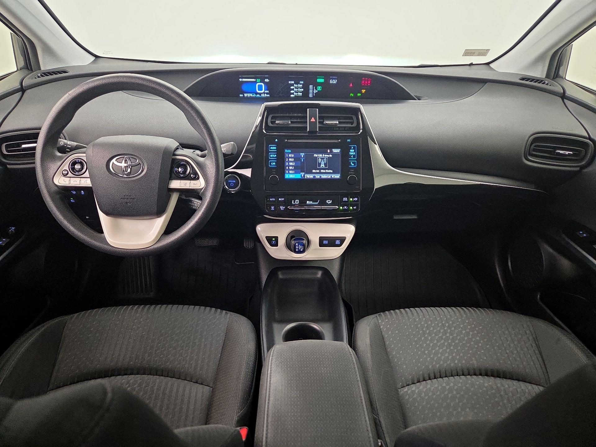 Thumbnail: 2018 Toyota Prius - 9