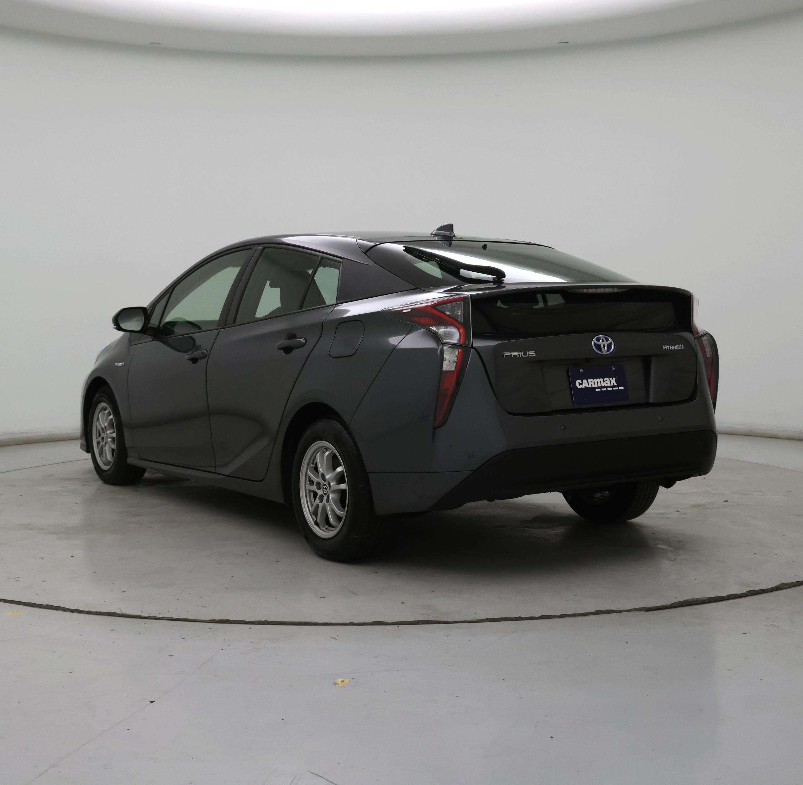 Thumbnail: 2018 Toyota Prius - 2