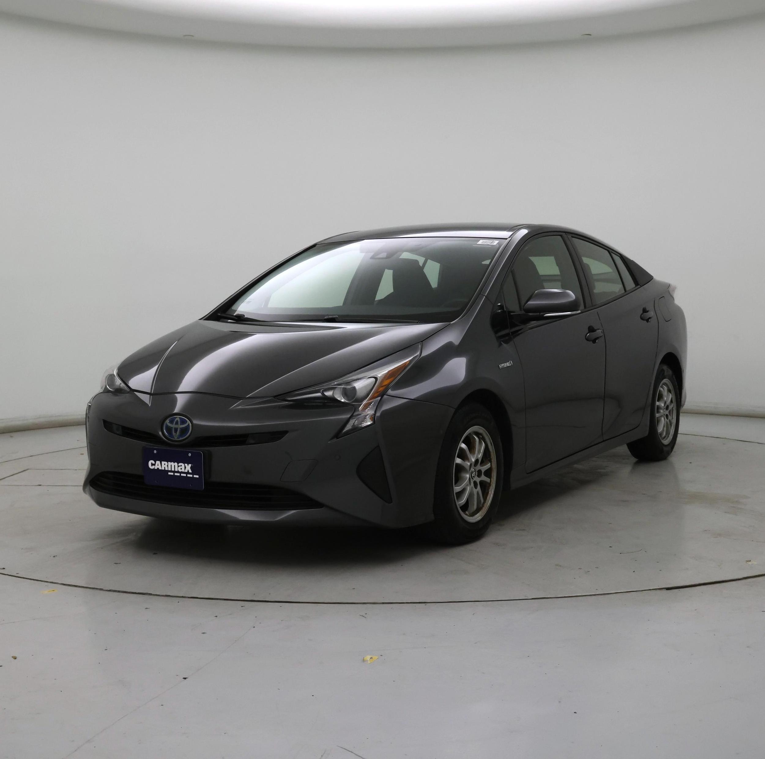 Thumbnail: 2018 Toyota Prius - 4