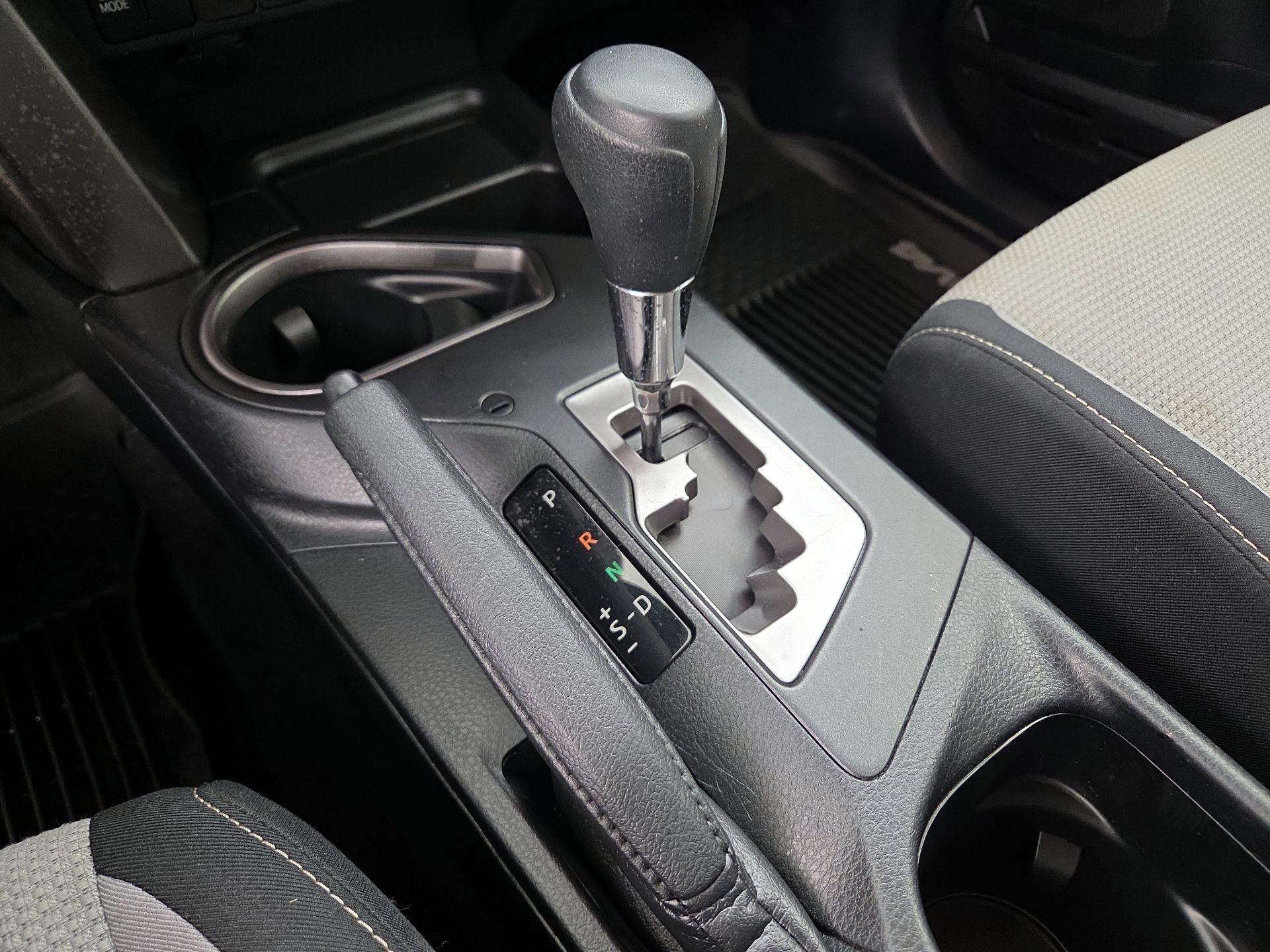 Thumbnail: 2018 Toyota RAV4 - 17