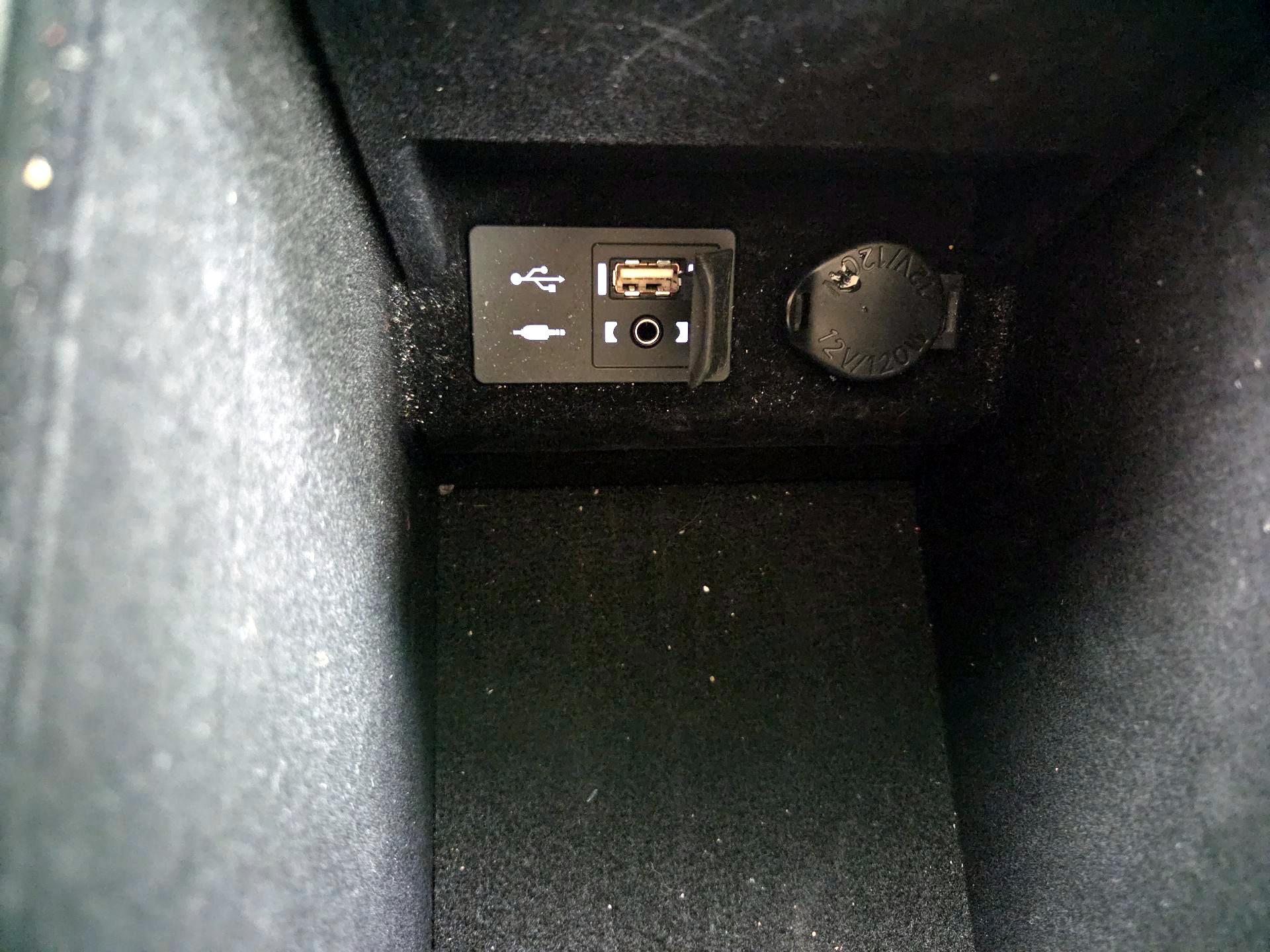 Thumbnail: 2014 Lexus ES - 19