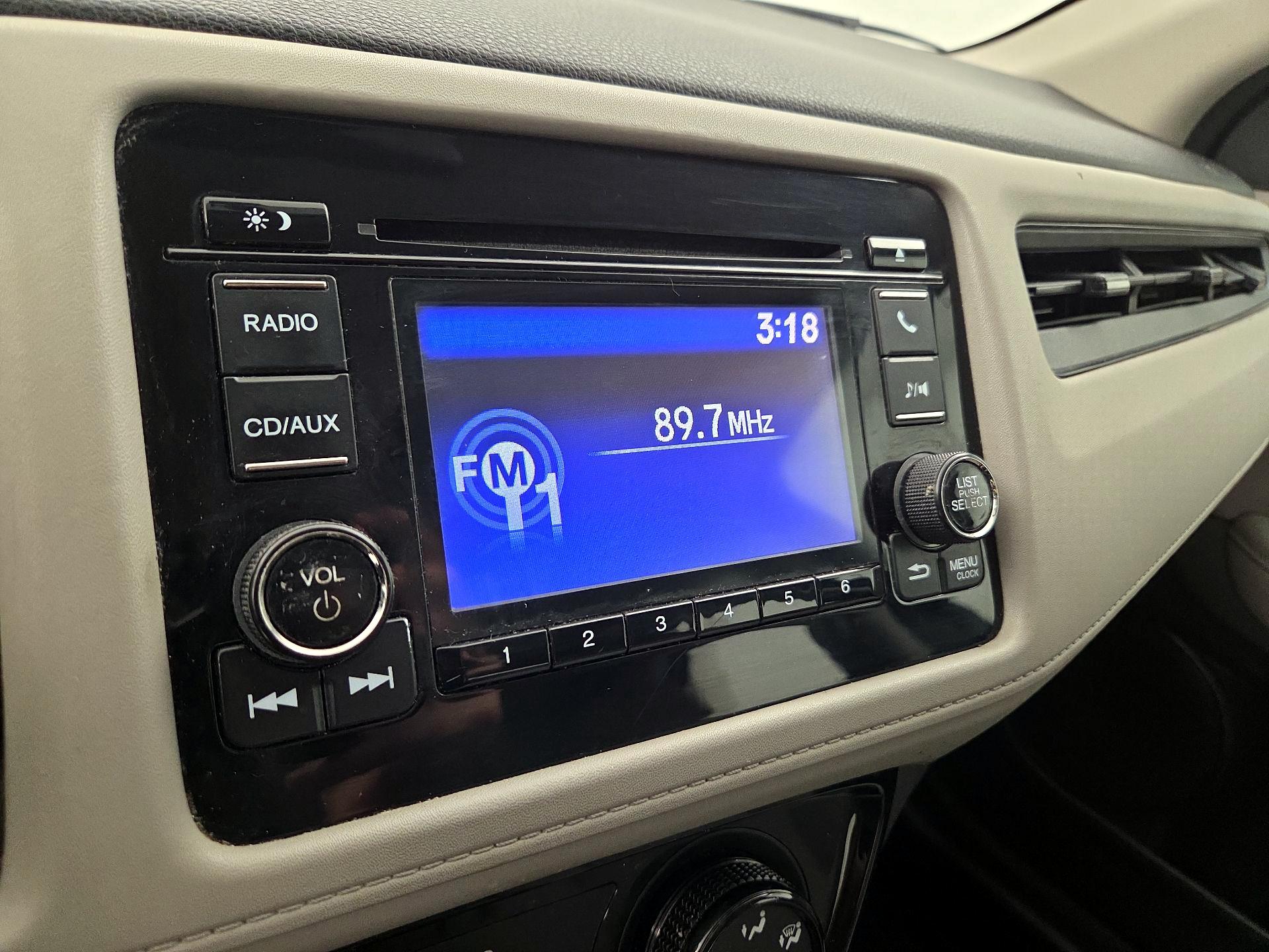 Thumbnail: 2016 Honda HR-V - 15