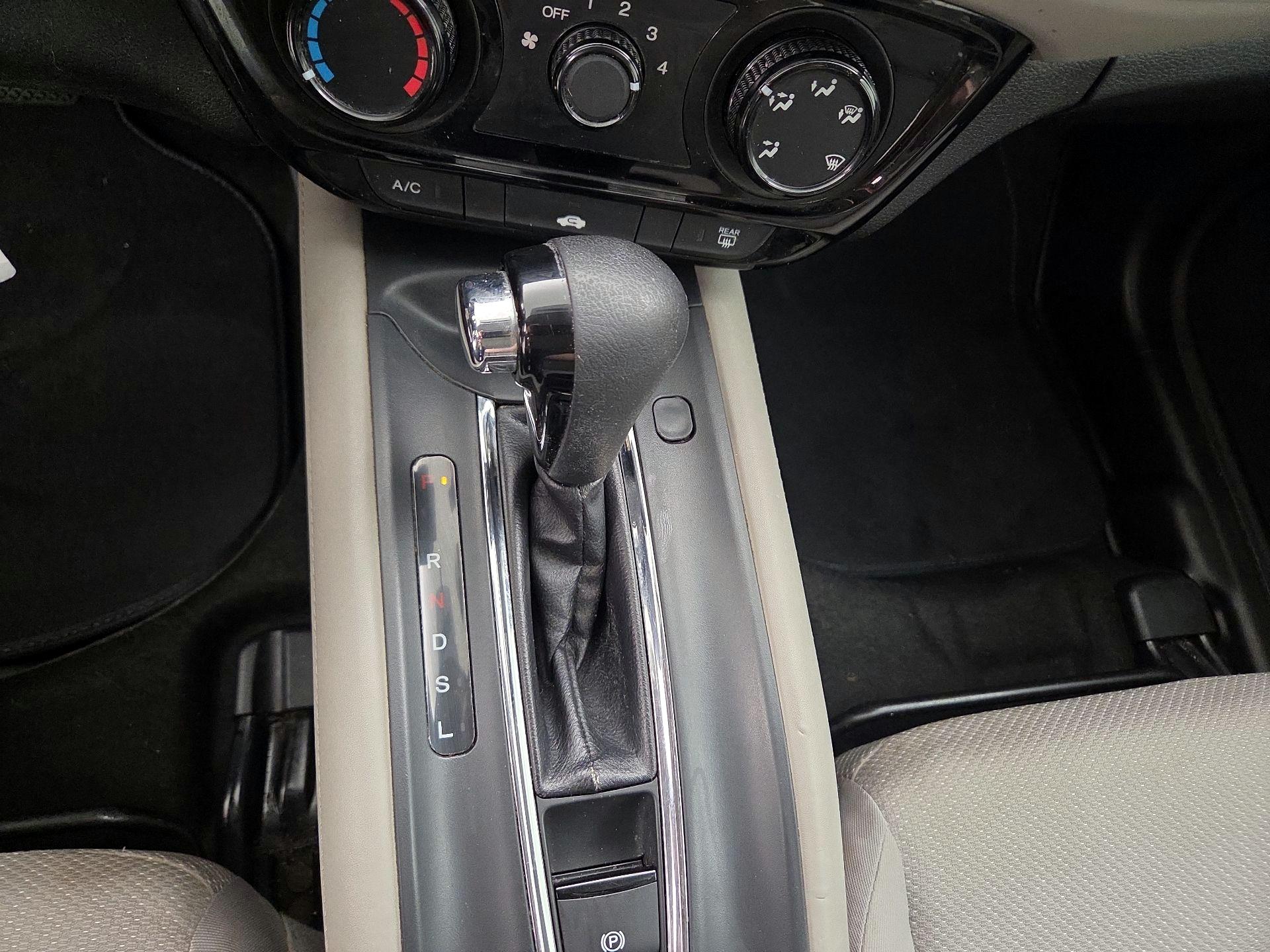 Thumbnail: 2016 Honda HR-V - 17