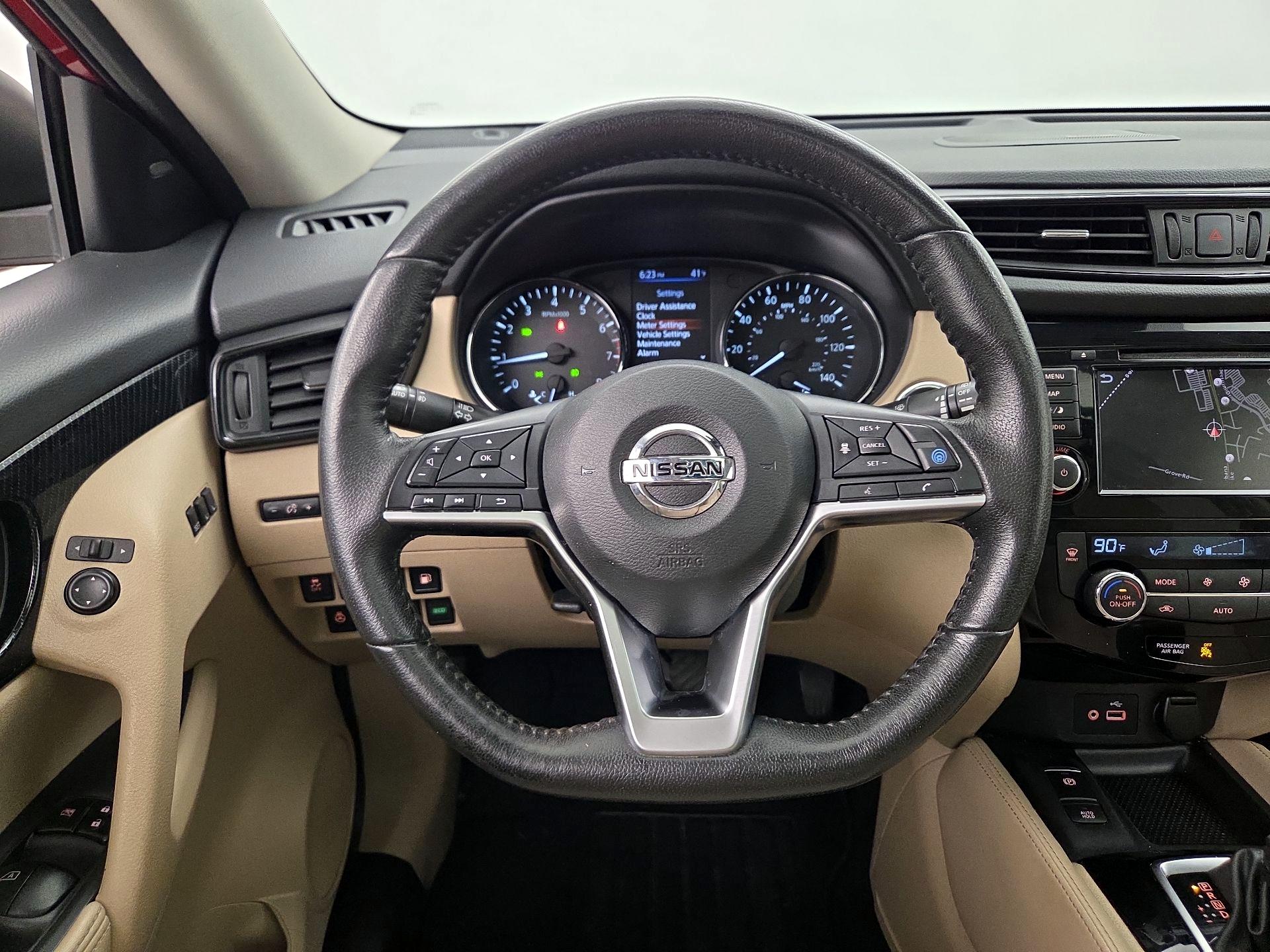 Thumbnail: 2020 Nissan Rogue - 10