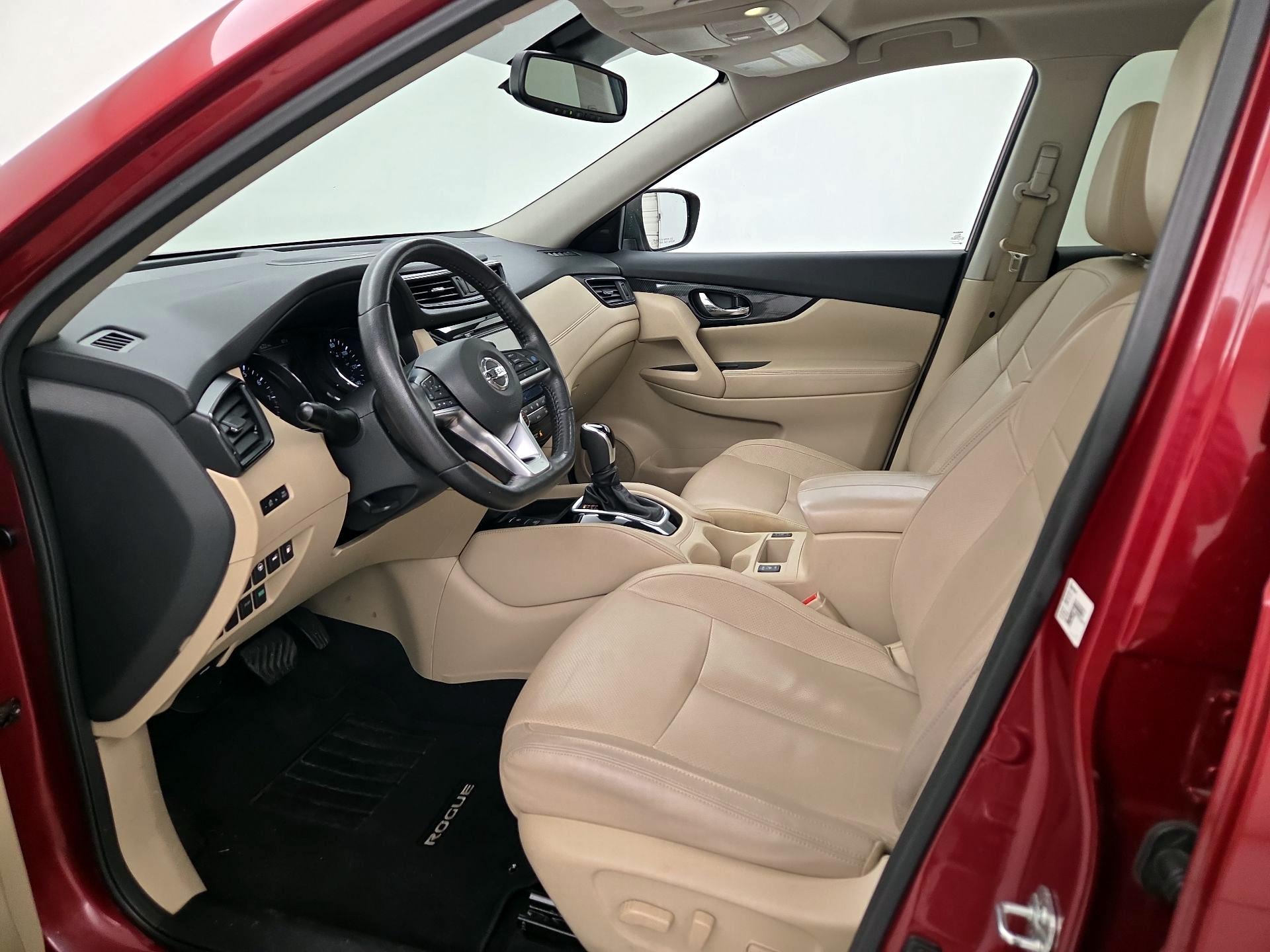 Thumbnail: 2020 Nissan Rogue - 11