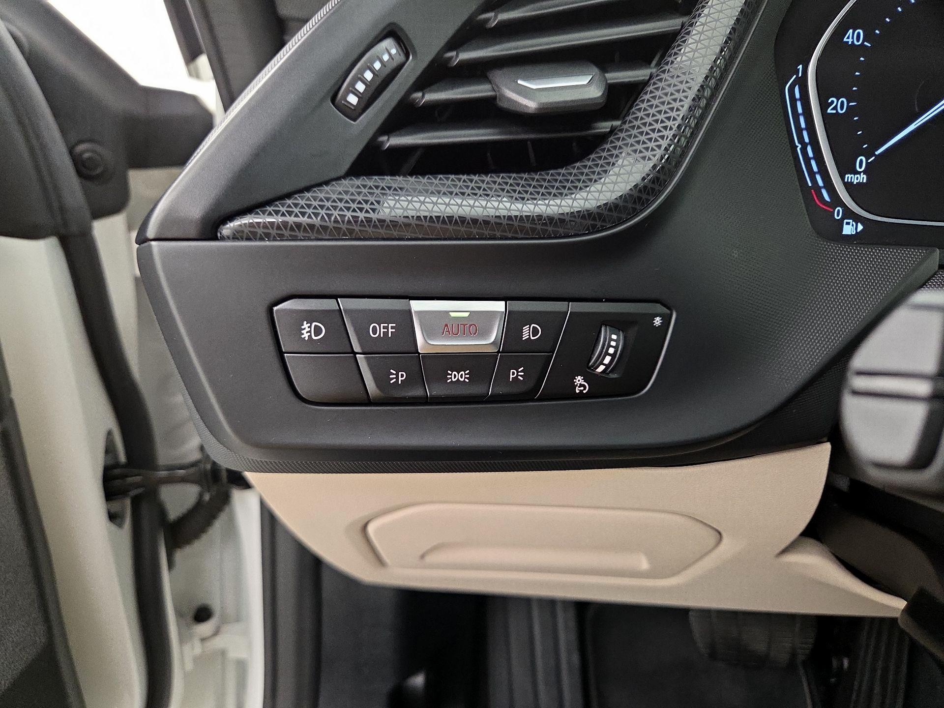 Thumbnail: 2021 BMW 2 Series - 13