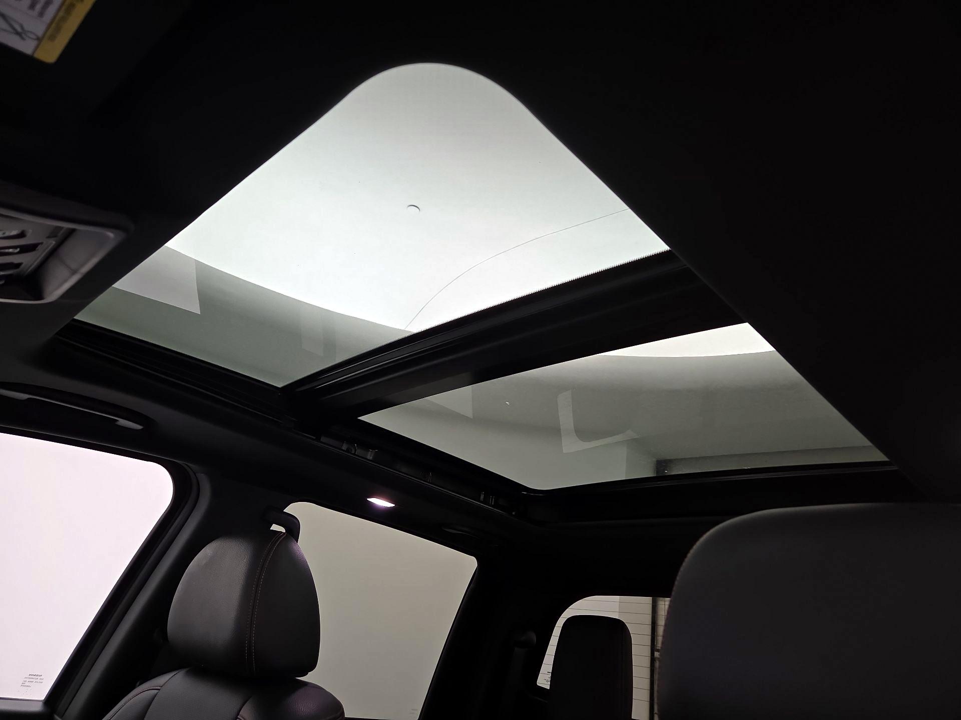 Thumbnail: 2024 Nissan Titan - 20