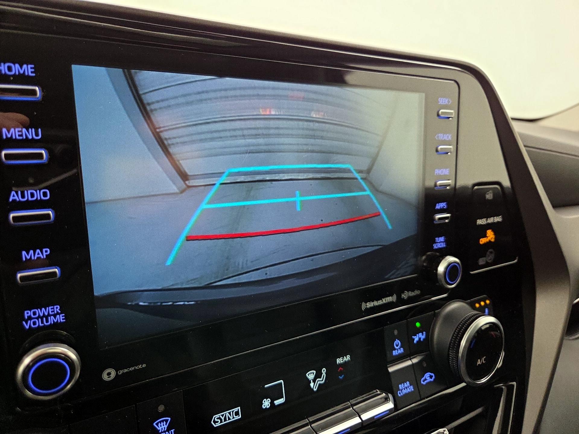 Thumbnail: 2022 Toyota Highlander - 14