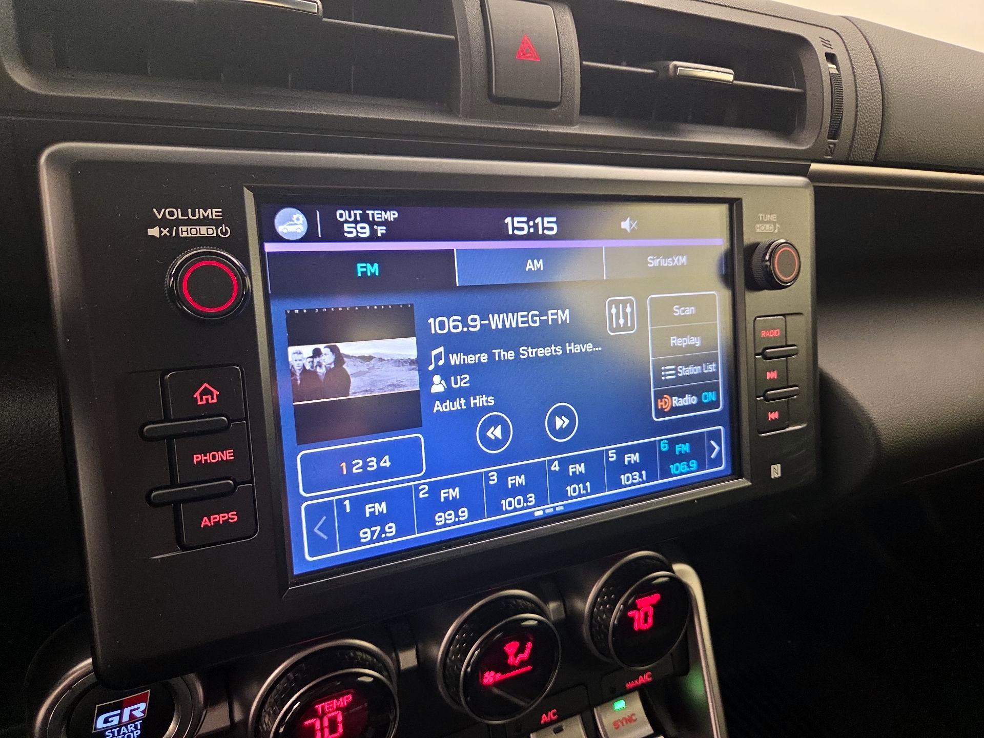 Thumbnail: 2023 Toyota GR86 - 15