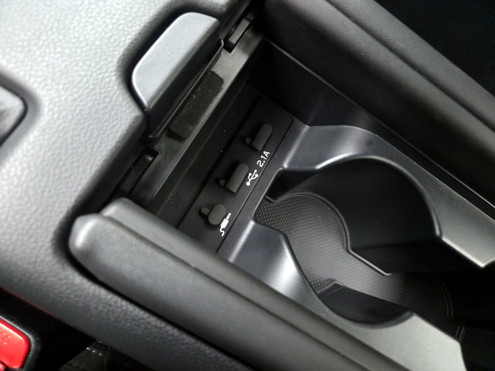 Thumbnail: 2023 Toyota GR86 - 18