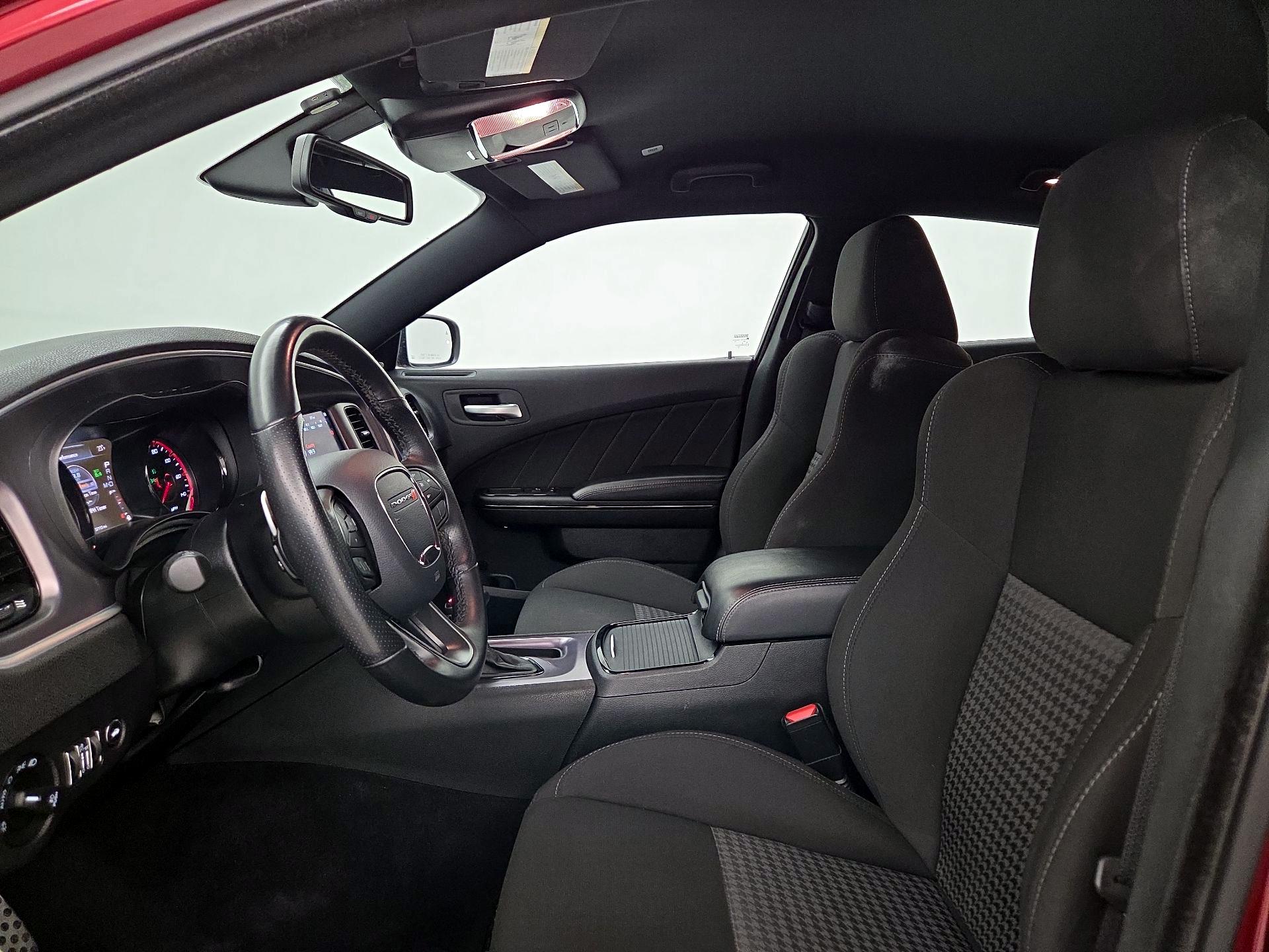 Thumbnail: 2020 Dodge Charger - 11