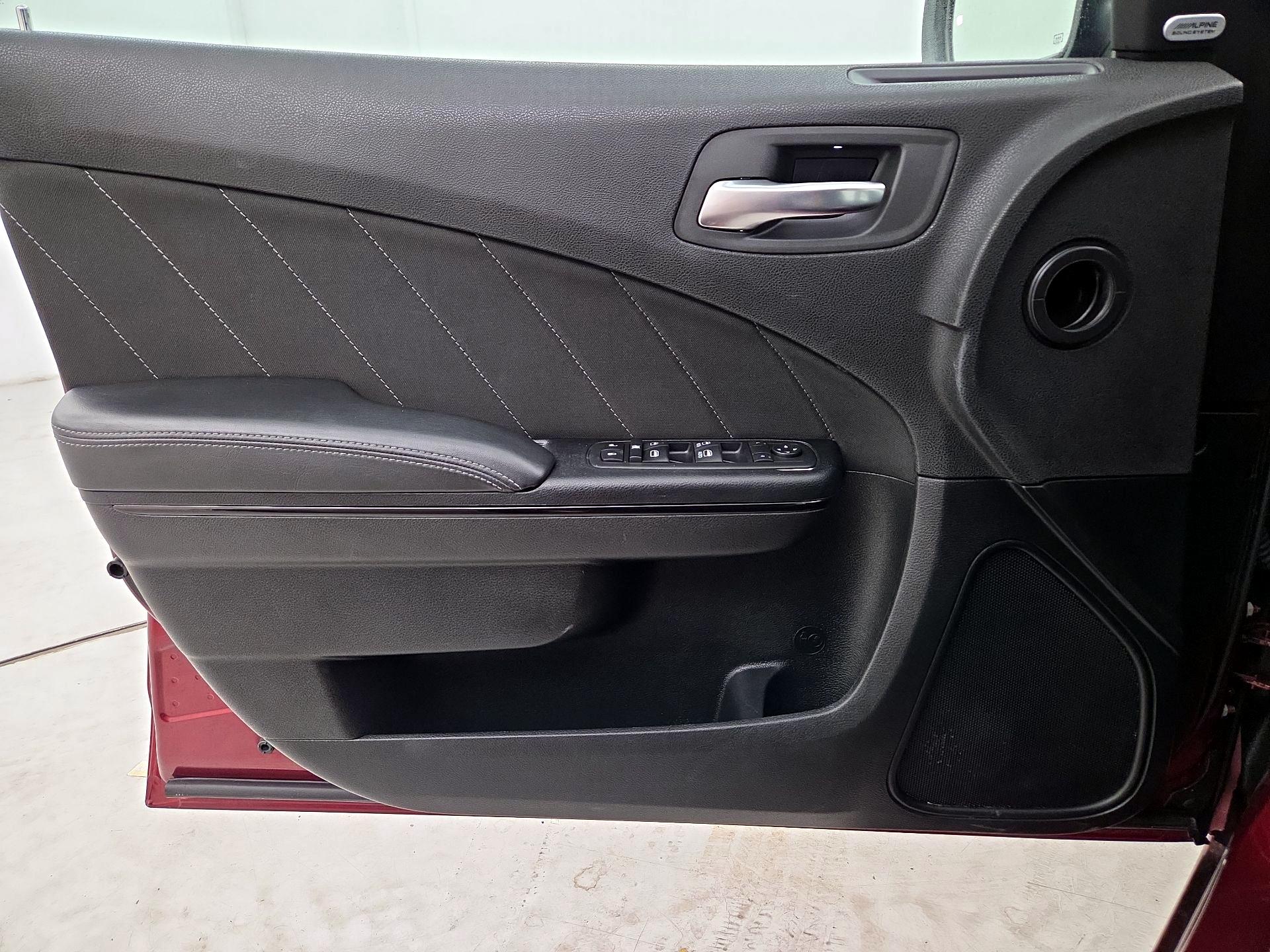 Thumbnail: 2020 Dodge Charger - 12