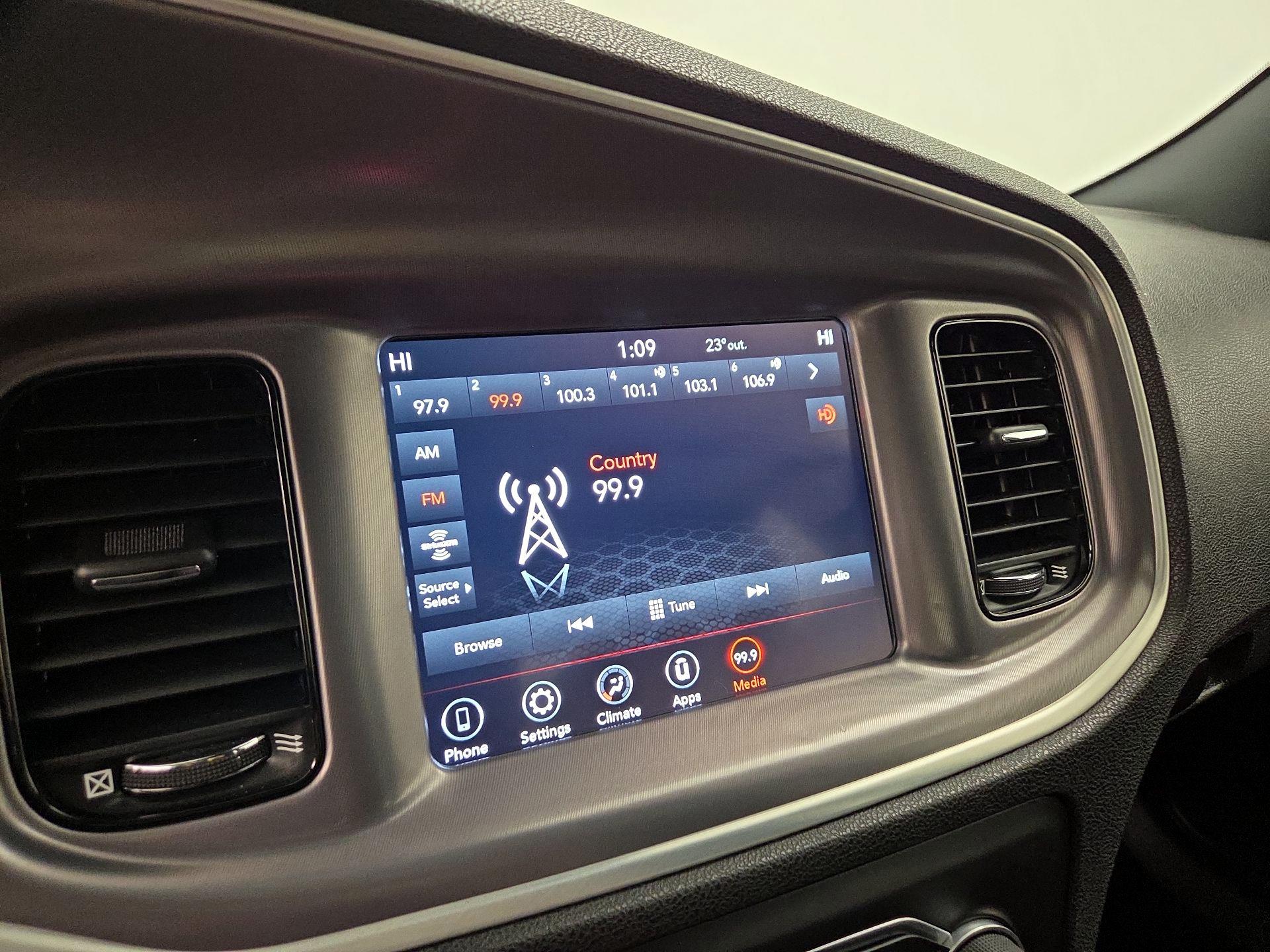 Thumbnail: 2020 Dodge Charger - 15