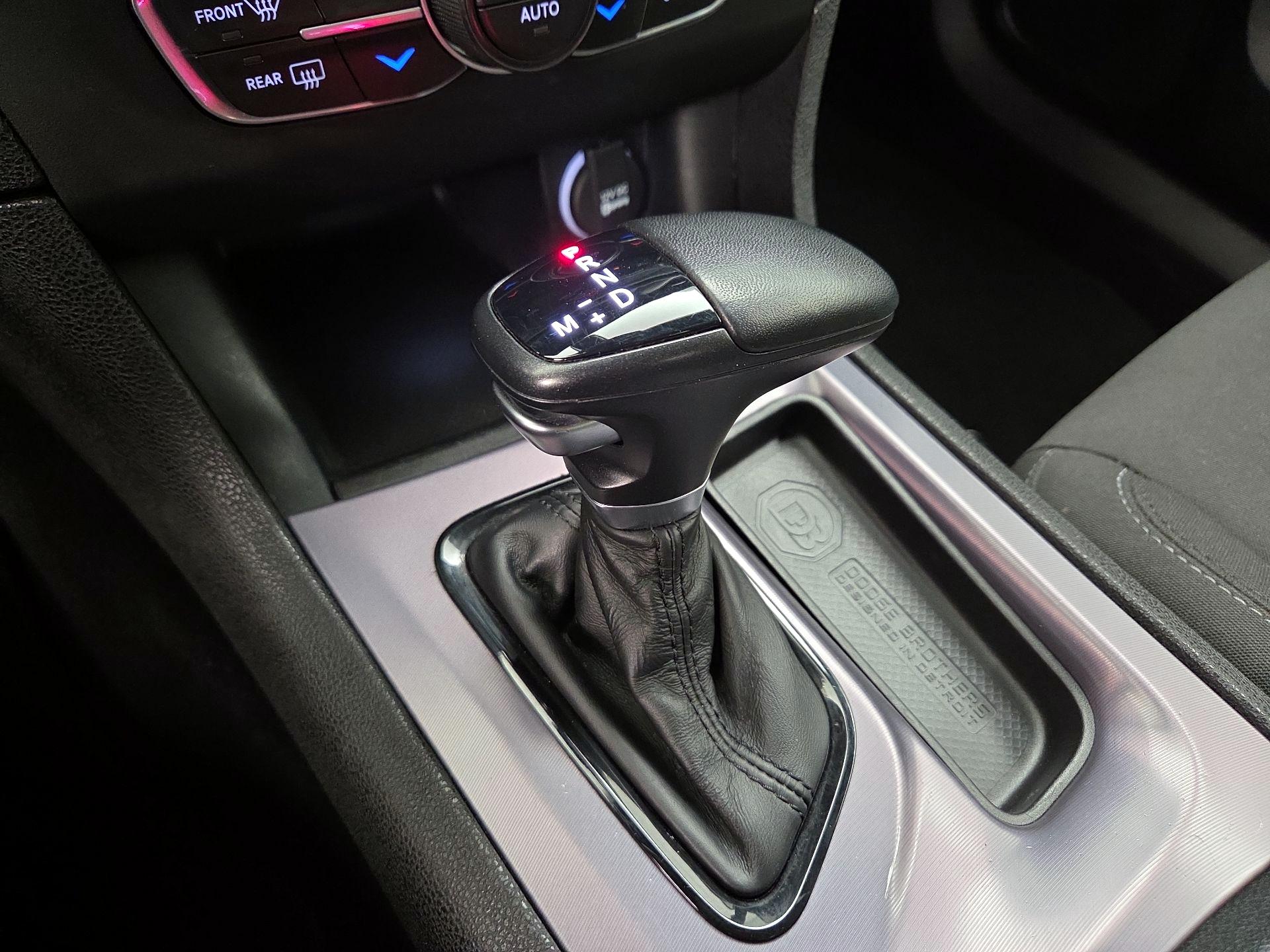 Thumbnail: 2020 Dodge Charger - 17