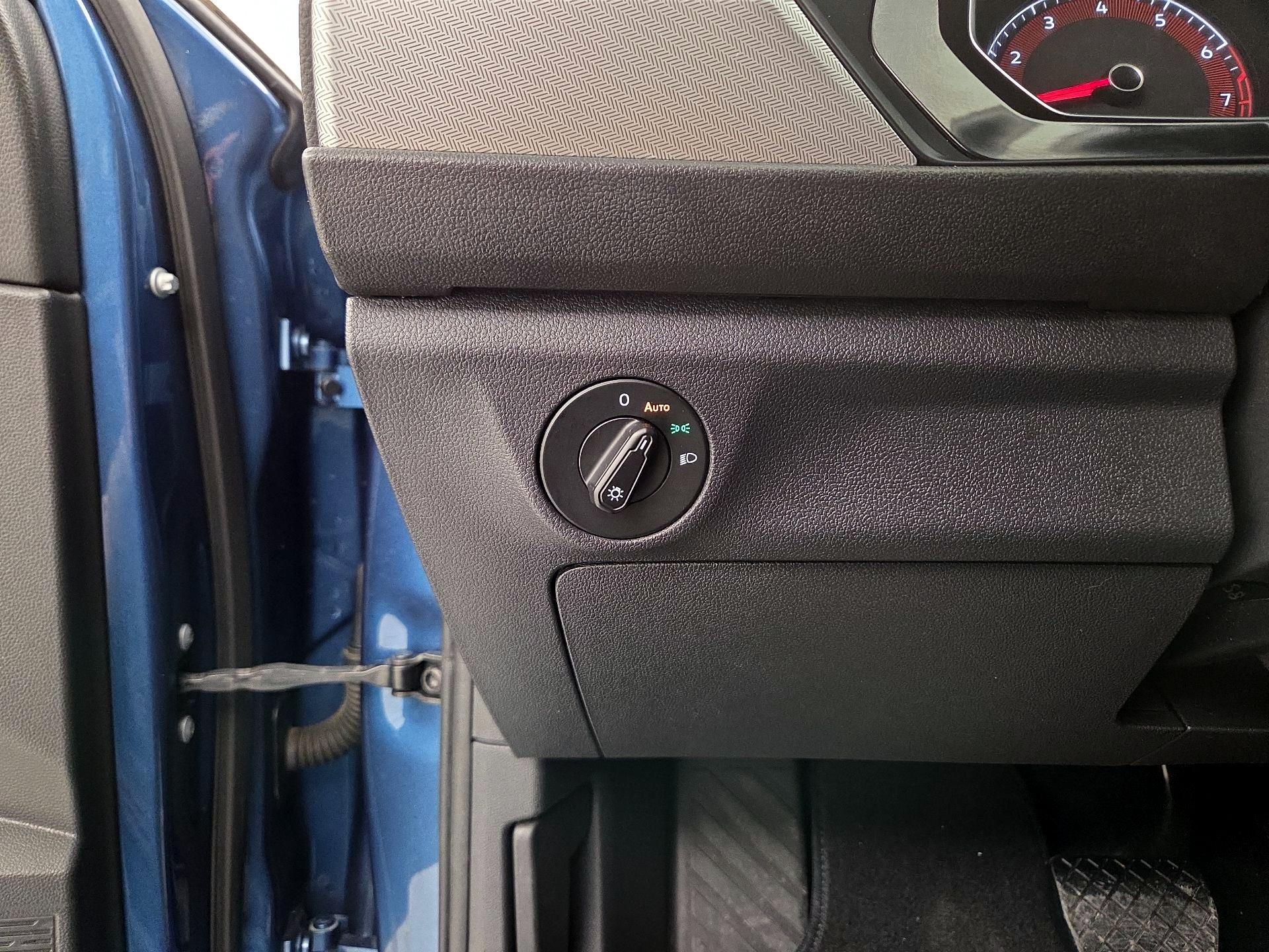 Thumbnail: 2019 Volkswagen Jetta - 13