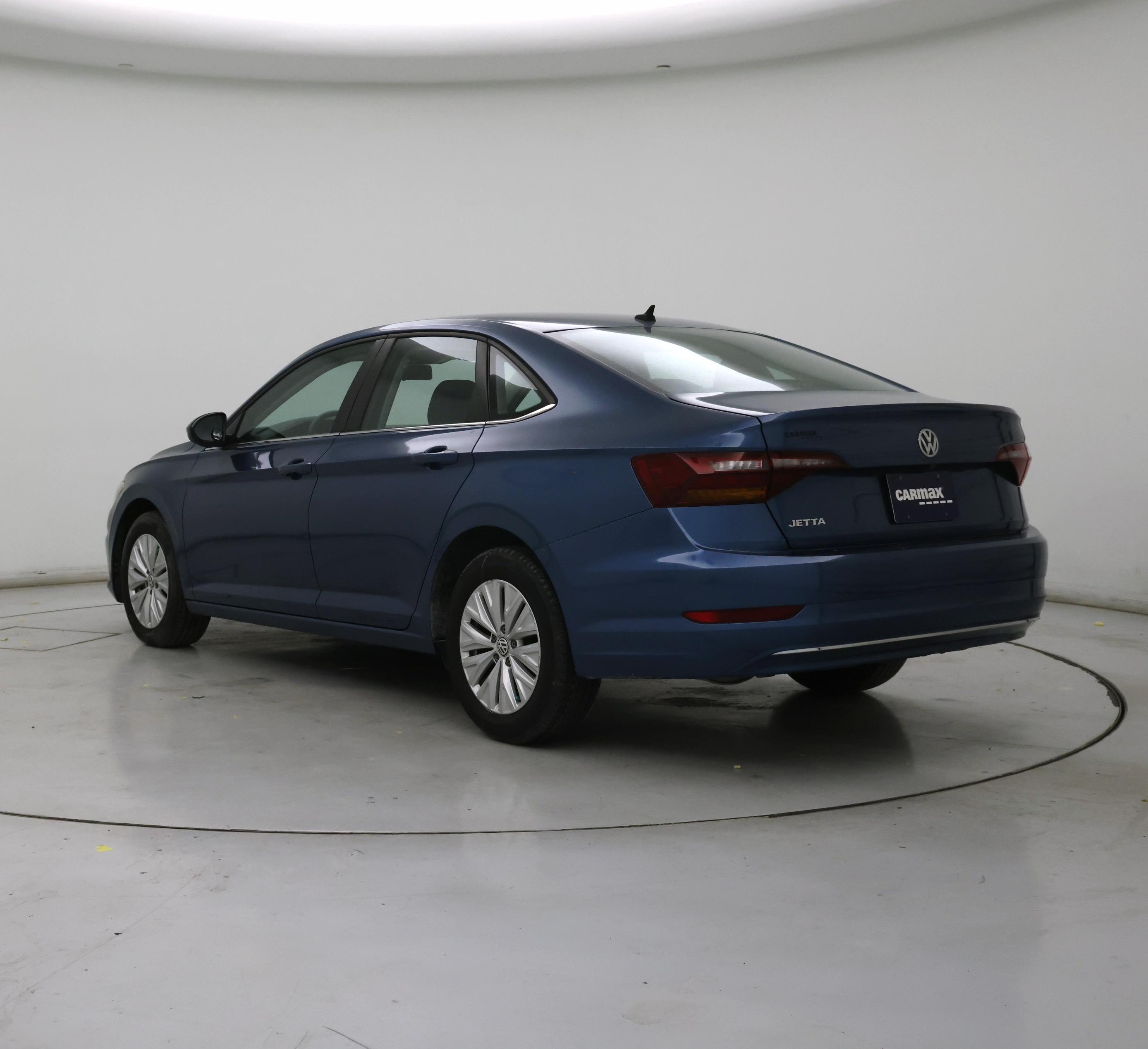 Thumbnail: 2019 Volkswagen Jetta - 2
