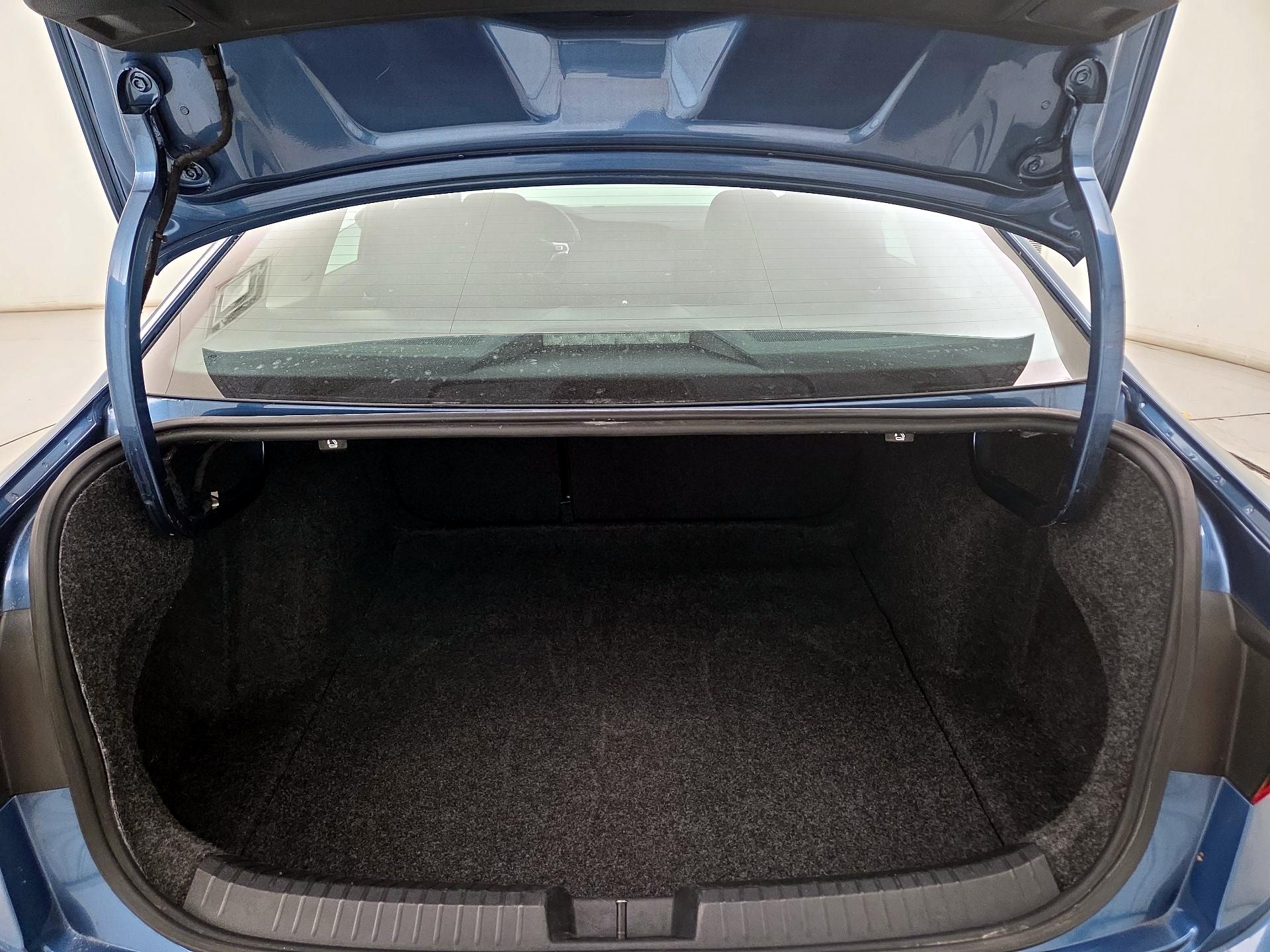 Thumbnail: 2019 Volkswagen Jetta - 20