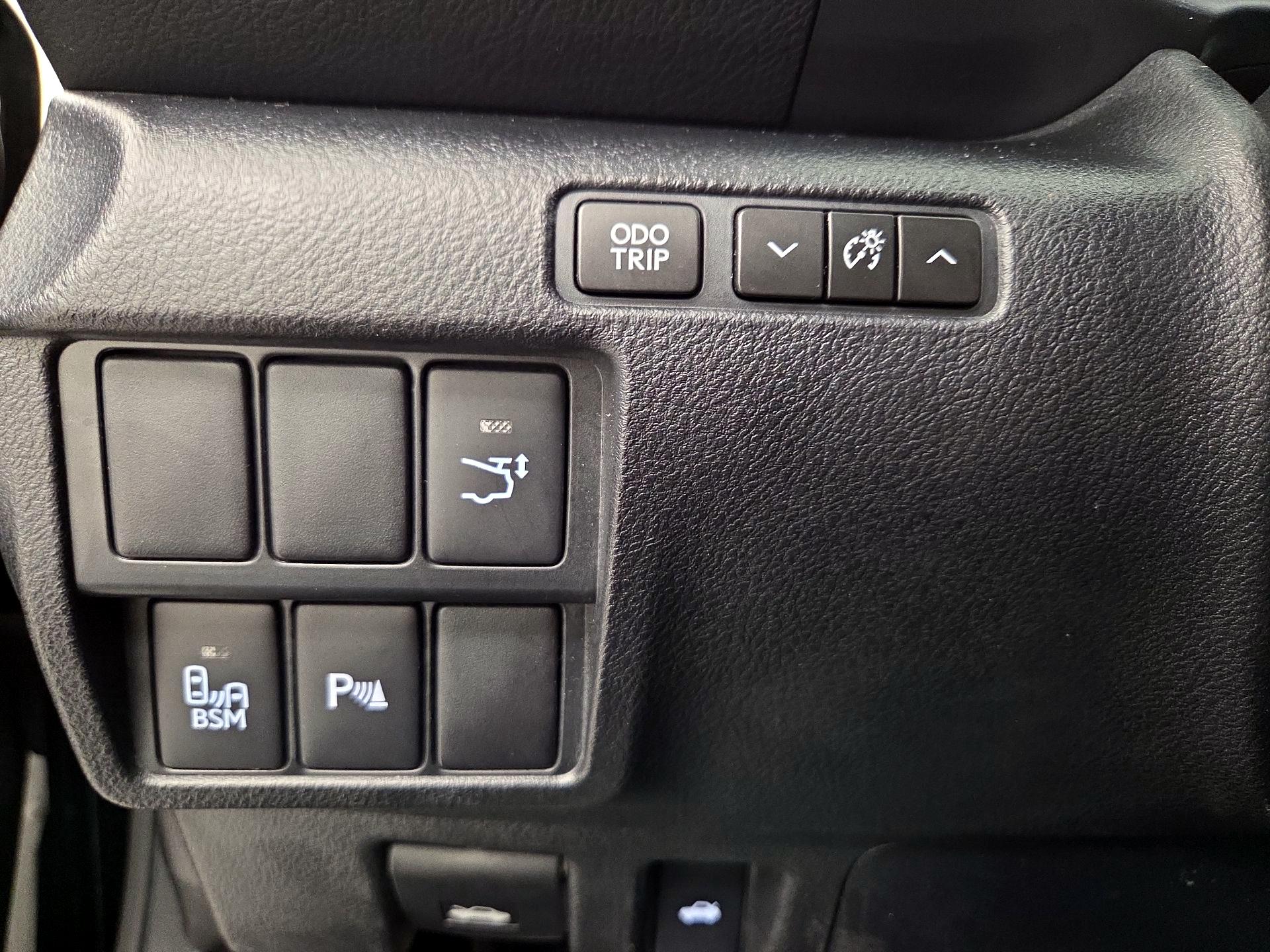 Thumbnail: 2015 Lexus RC - 13