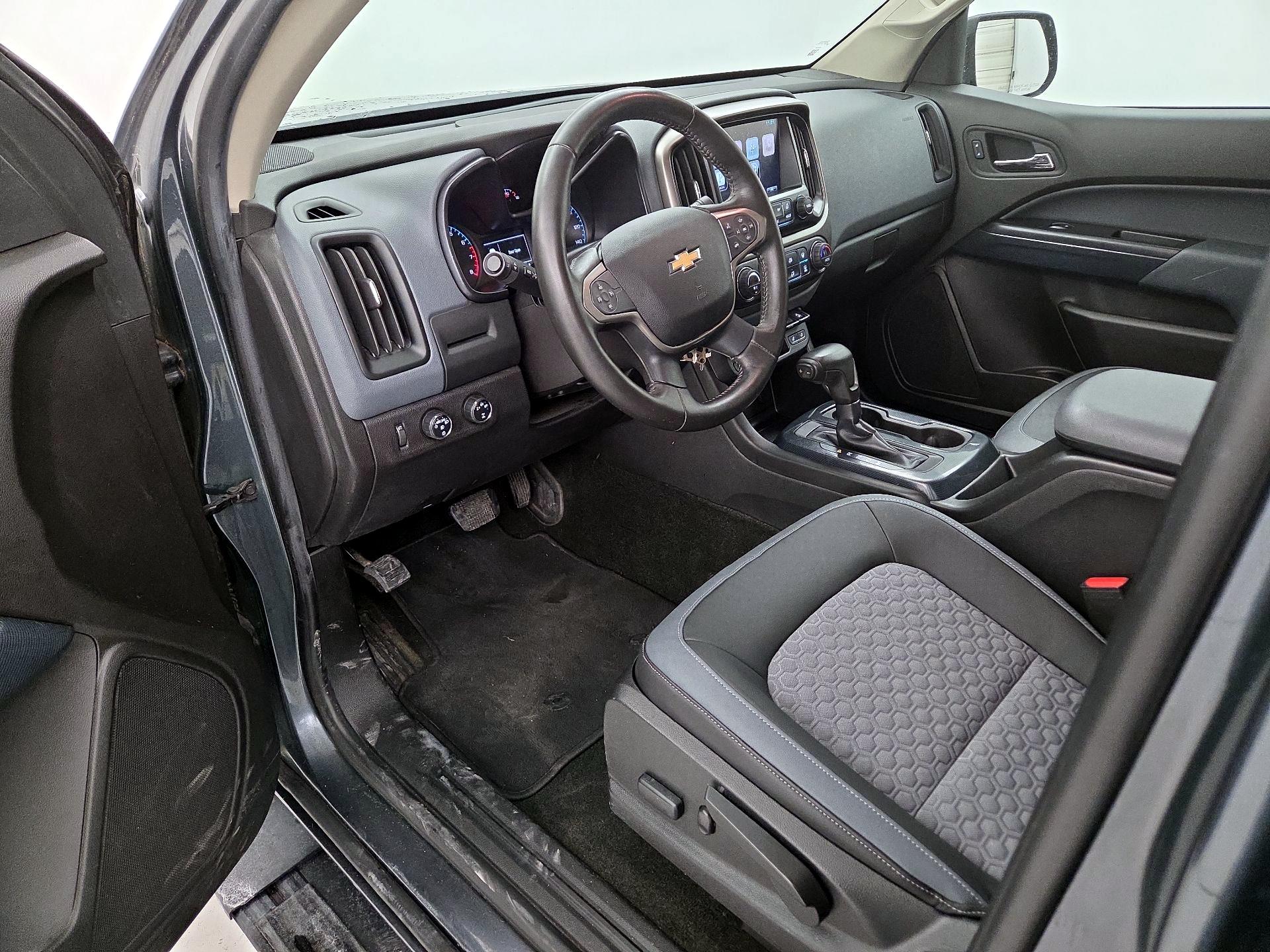 Thumbnail: 2015 Chevrolet Colorado - 11