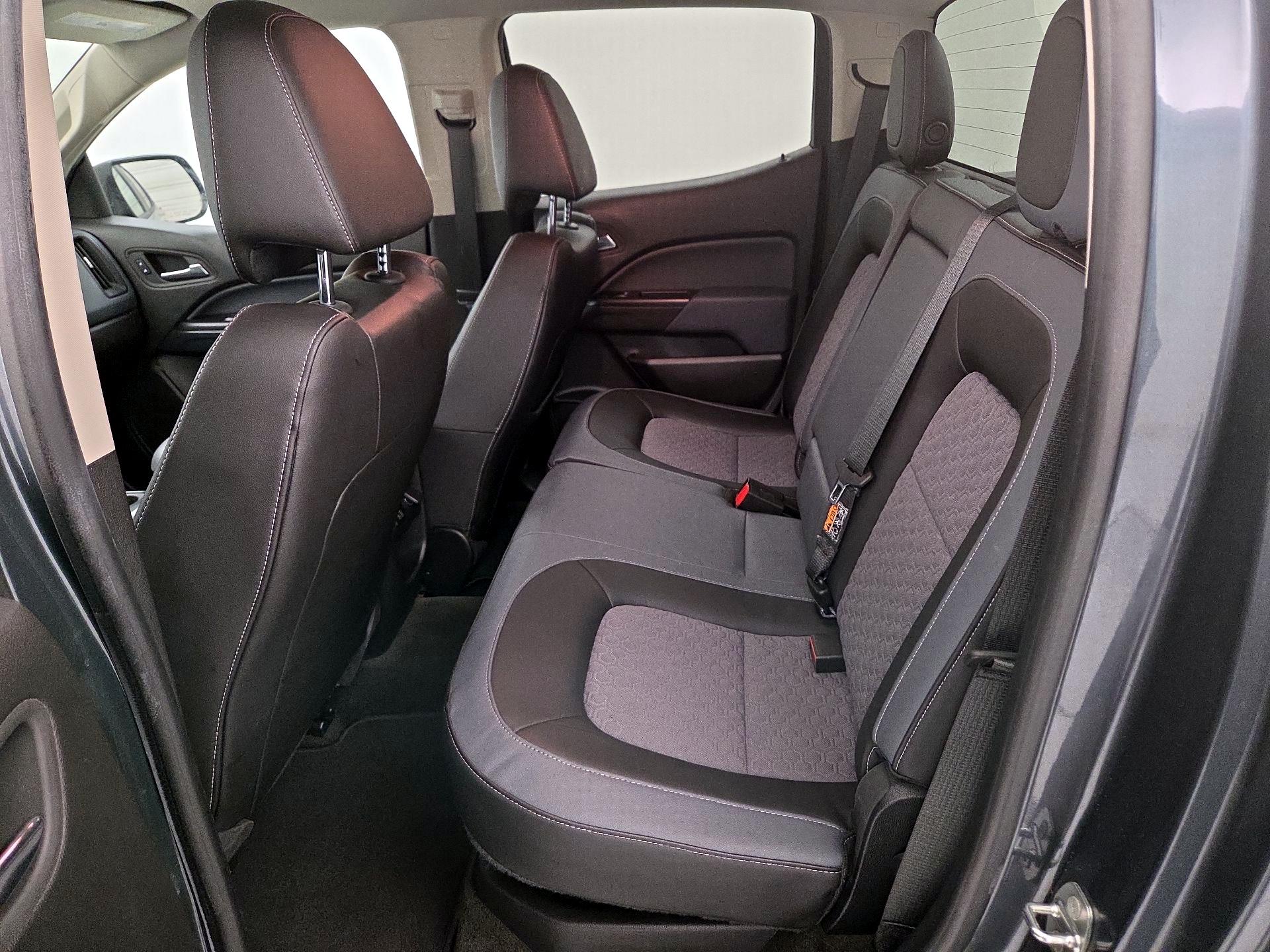 Thumbnail: 2015 Chevrolet Colorado - 19