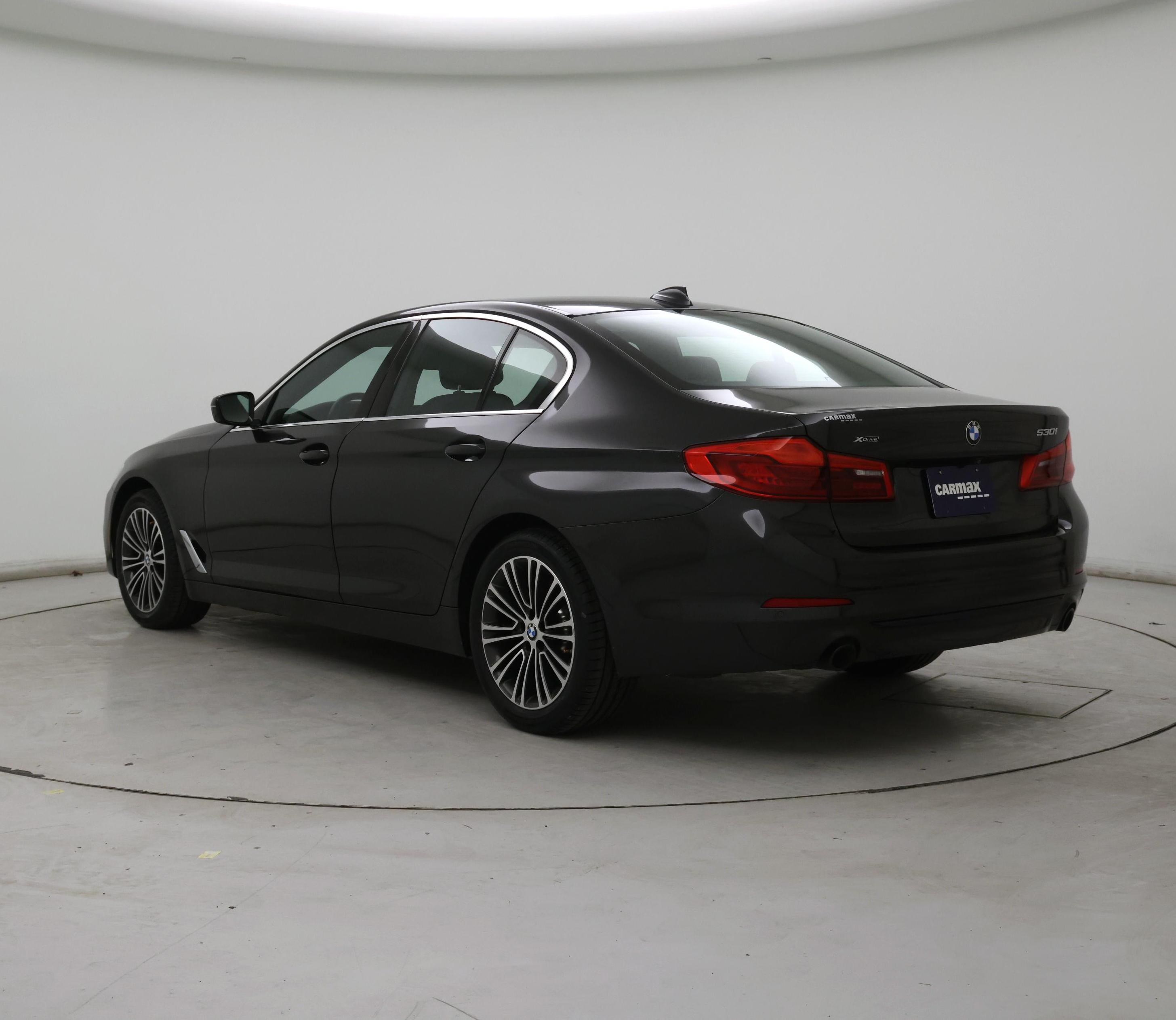 Thumbnail: 2020 BMW 5 Series - 2