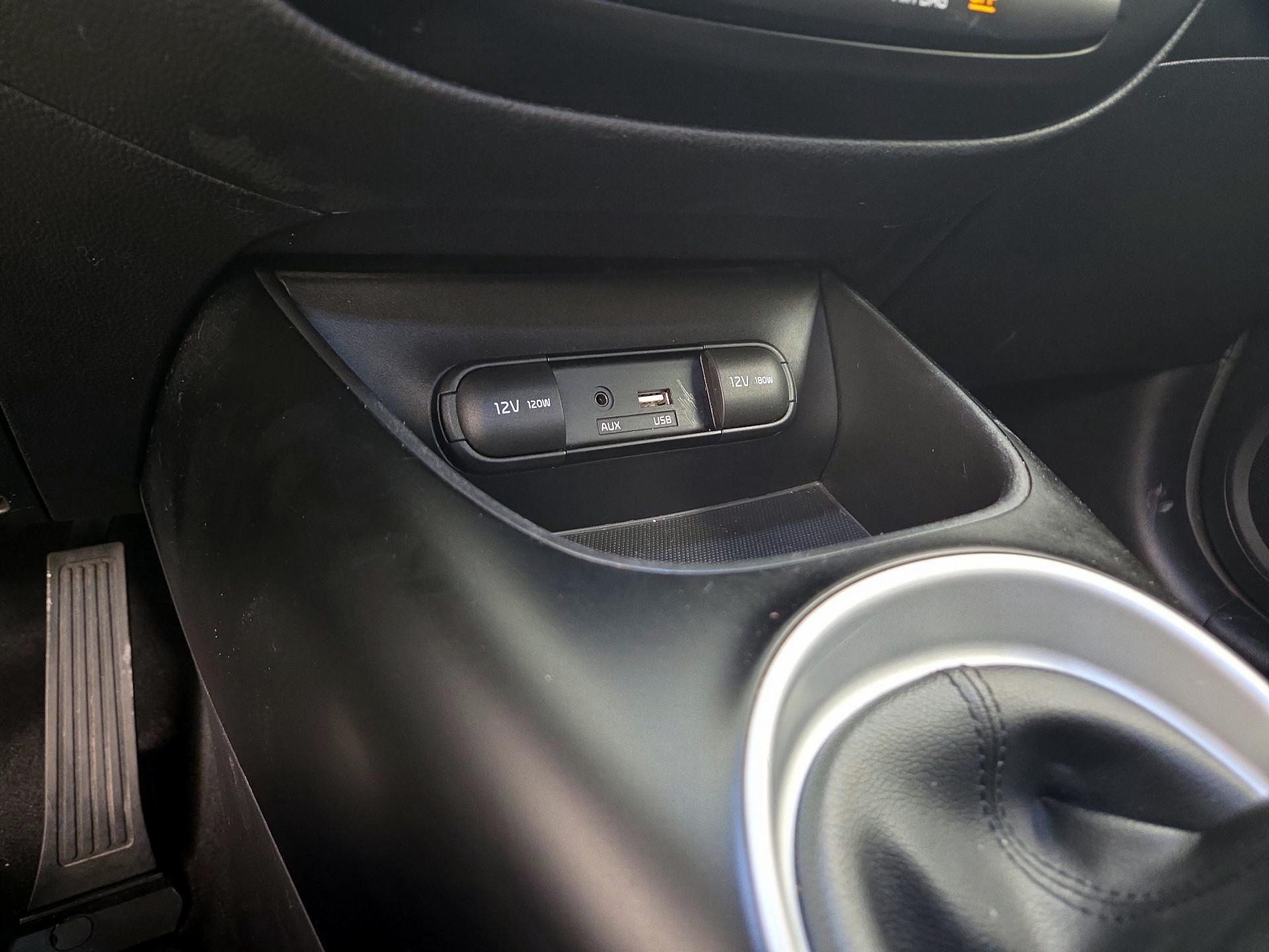 Thumbnail: 2016 Kia Soul - 17