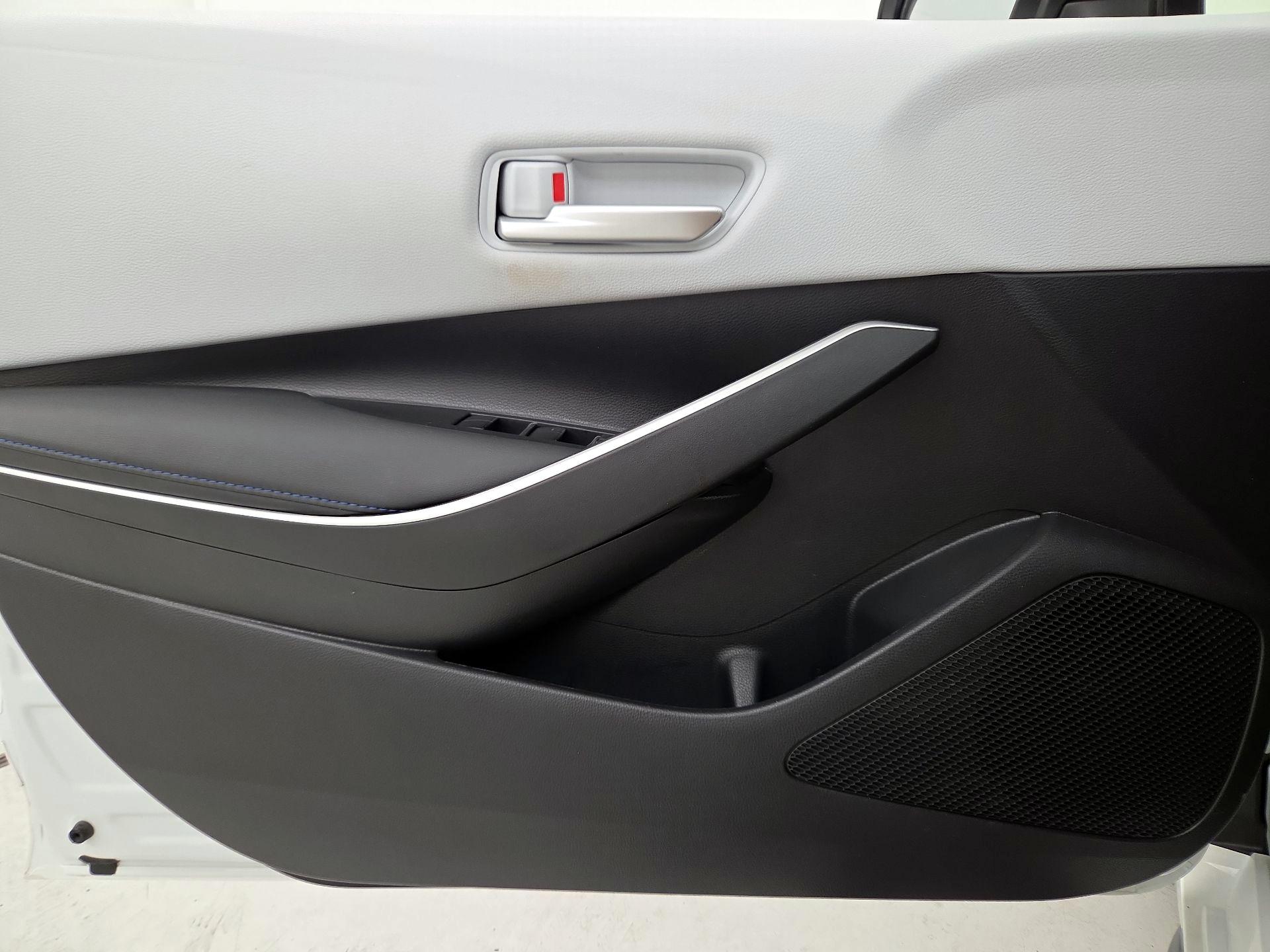 Thumbnail: 2022 Toyota Corolla - 12