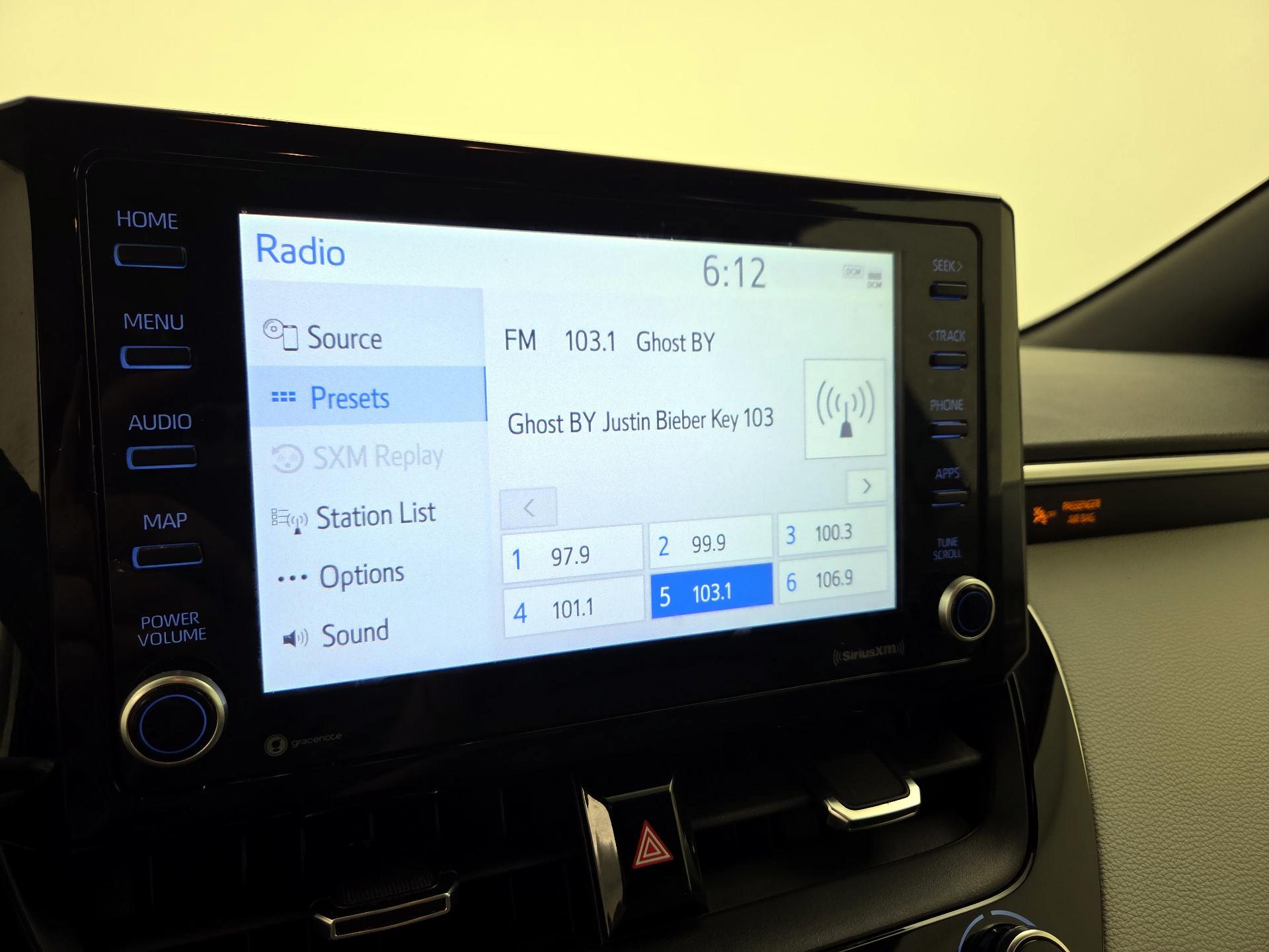 Thumbnail: 2022 Toyota Corolla - 15