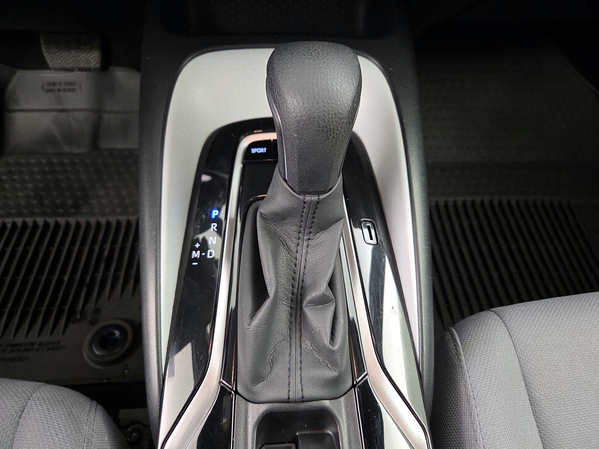 Thumbnail: 2022 Toyota Corolla - 17