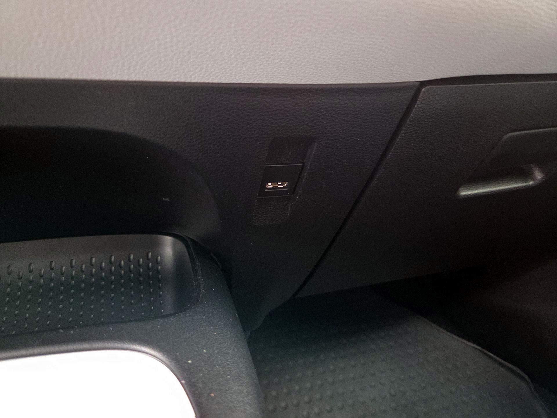 Thumbnail: 2022 Toyota Corolla - 18