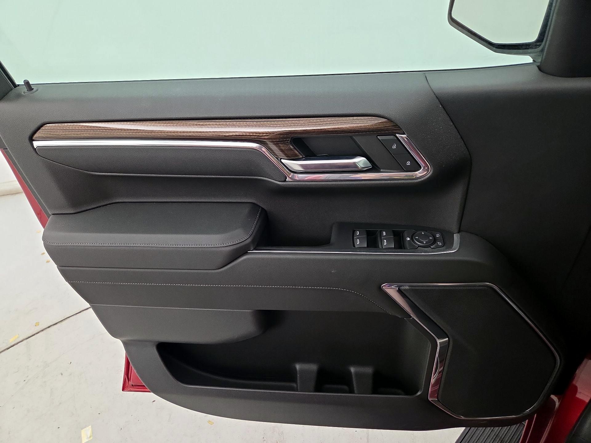 Thumbnail: 2023 Chevrolet Silverado 1500 - 10