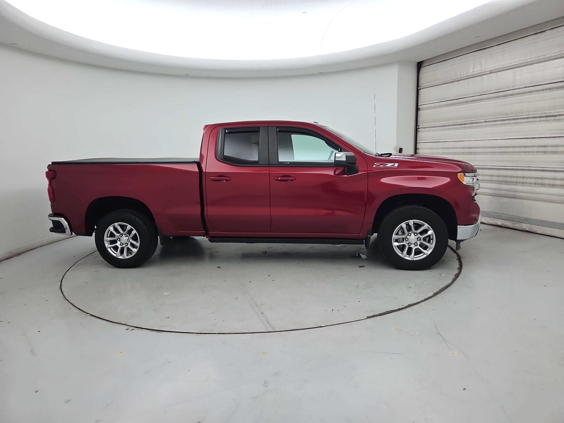 Thumbnail: 2023 Chevrolet Silverado 1500 - 4