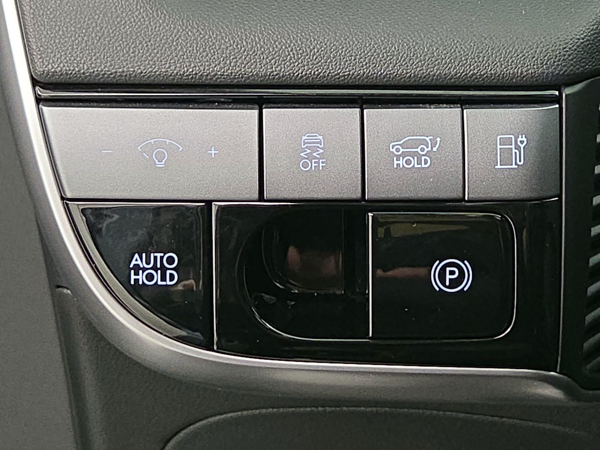 Thumbnail: 2025 Hyundai Ioniq 5 - 13